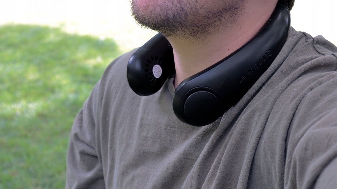 WENTYLATOR WIATRAK NA SZYJĘ PRZENOŚNY KLIMATYZATOR BEZPRZEWODOWY AKUMULATOR Funkcje programator czasowy