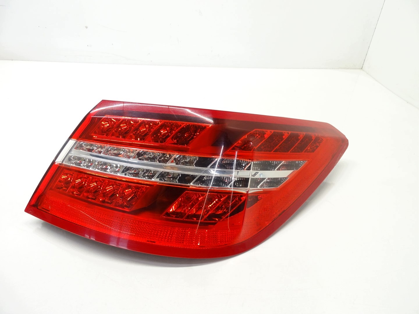 light right rear part rear MERCEDES E W207 COUPE A2078200264
