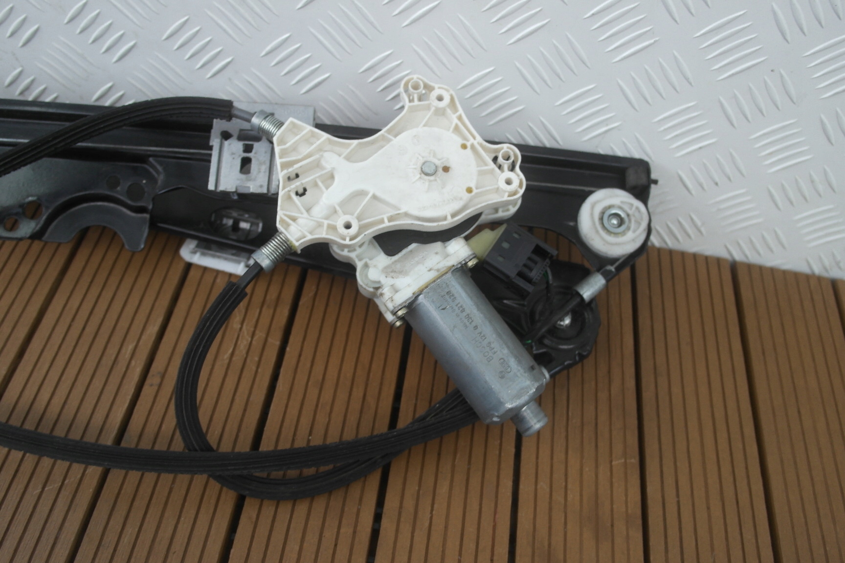 MERCEDES VANEO W414 01-05 window regulator front right front OE
