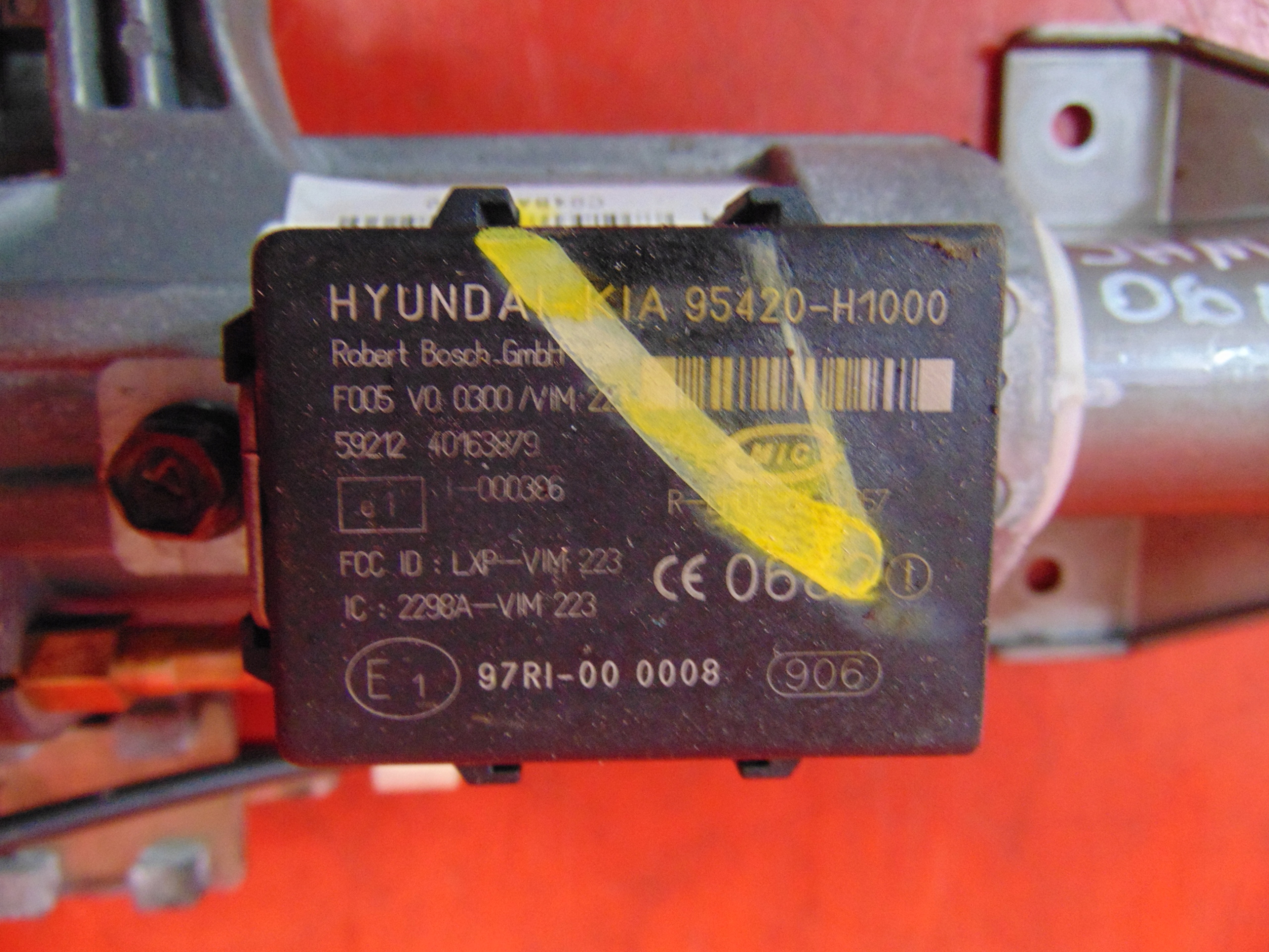 HYUNDAI SANTA FE 2 II steering wheel rod blocking