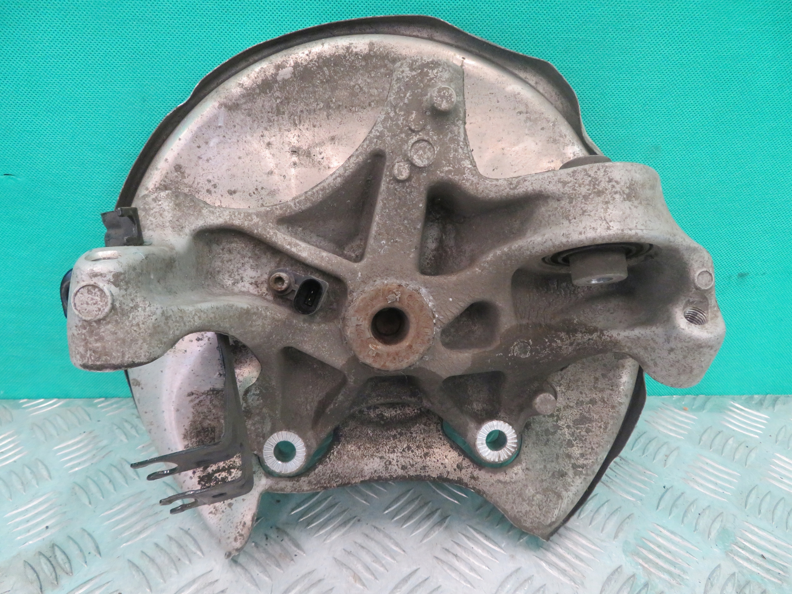 Mozzo FUSELLO perno mozzo Destra posteriore AUDI A5 8W 19R