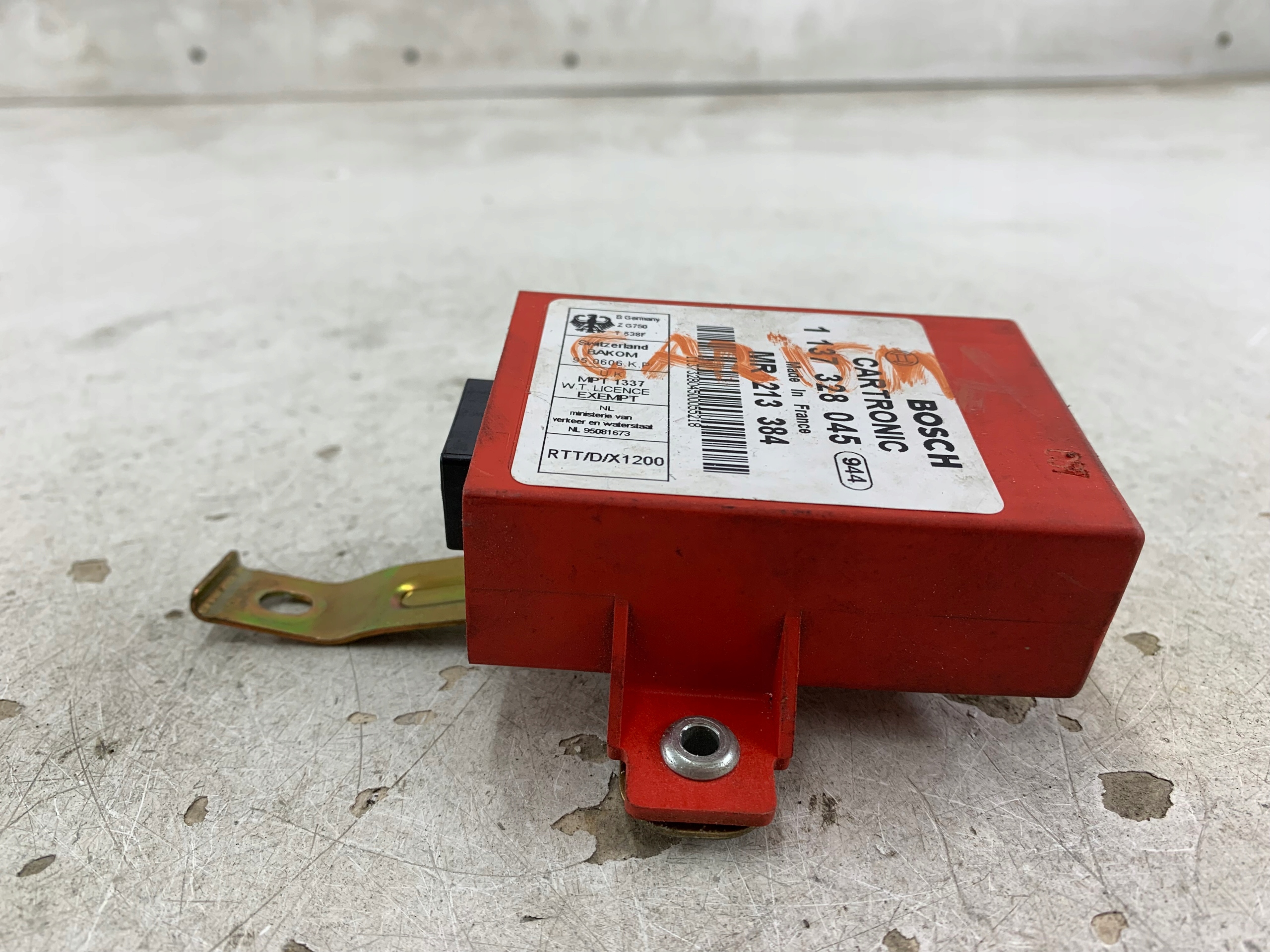 MITSUBISHI CARISMA module control unit IMMOBILIZERA IMMO MR213384