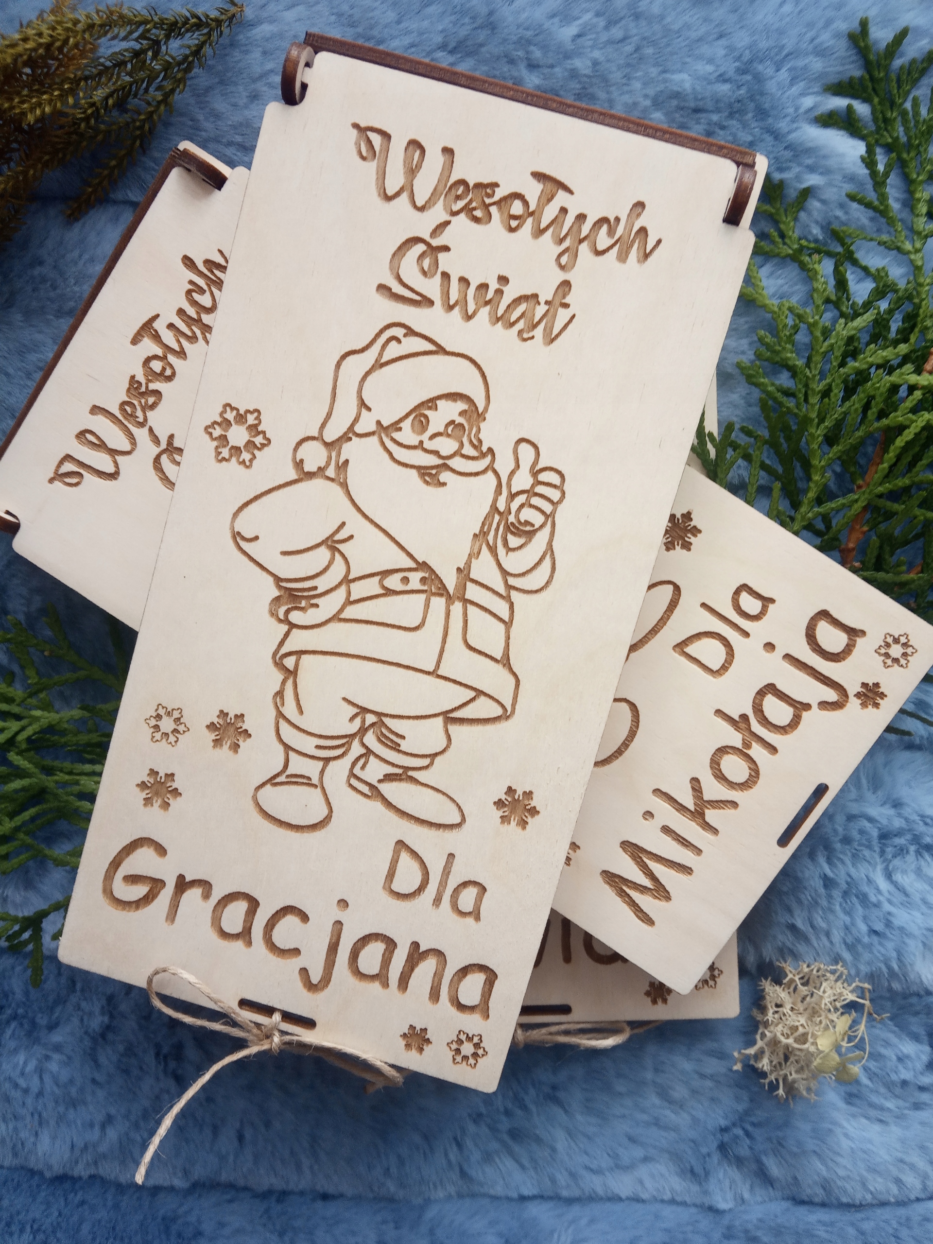 DREWNIANE PUDEŁKO NA PIENIĄDZE ŚWIĘTA MIKOŁAJ Kod producenta 2