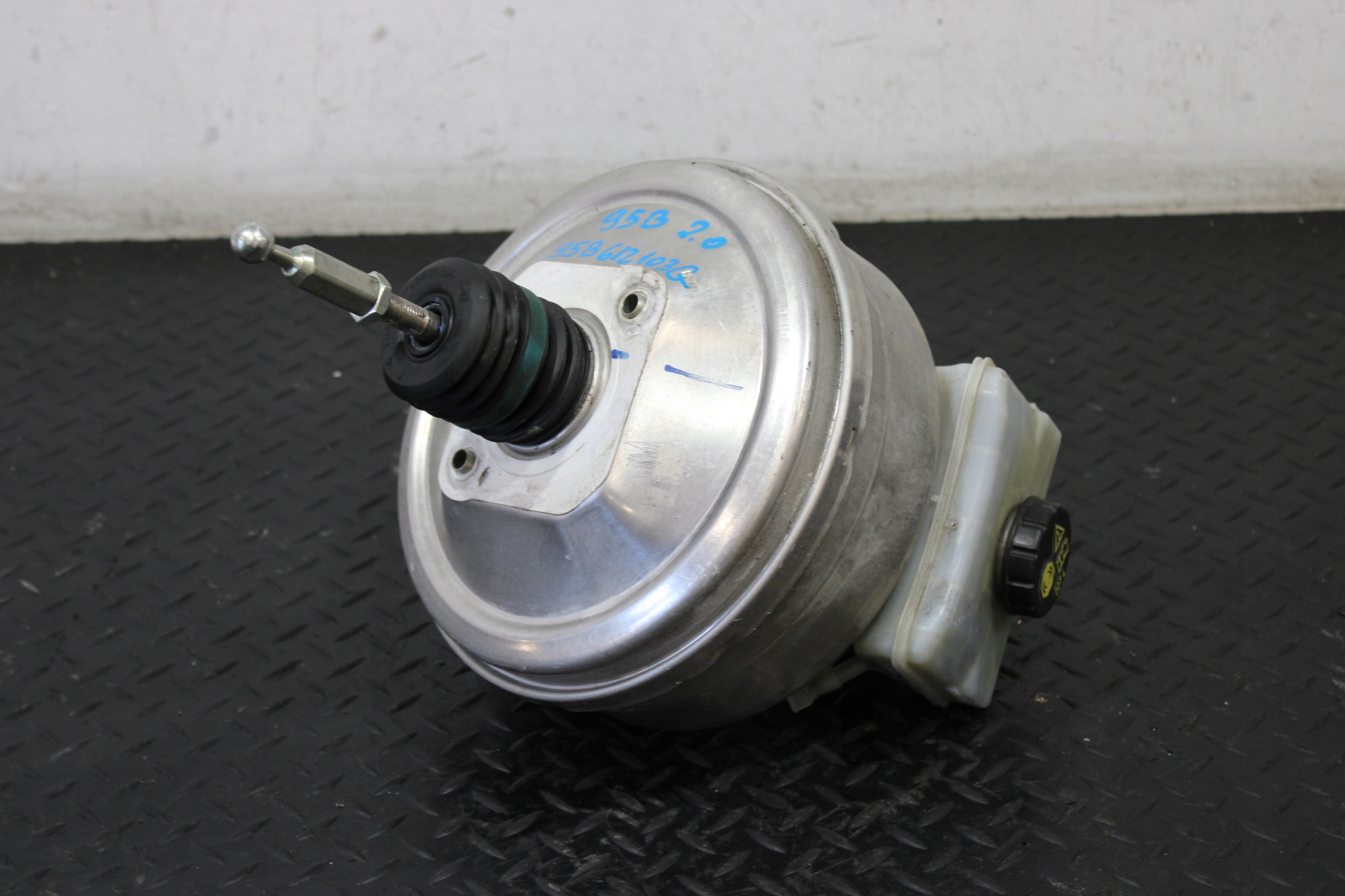 servo Servofreno PORSCHE MACAN 95B 95B612103G