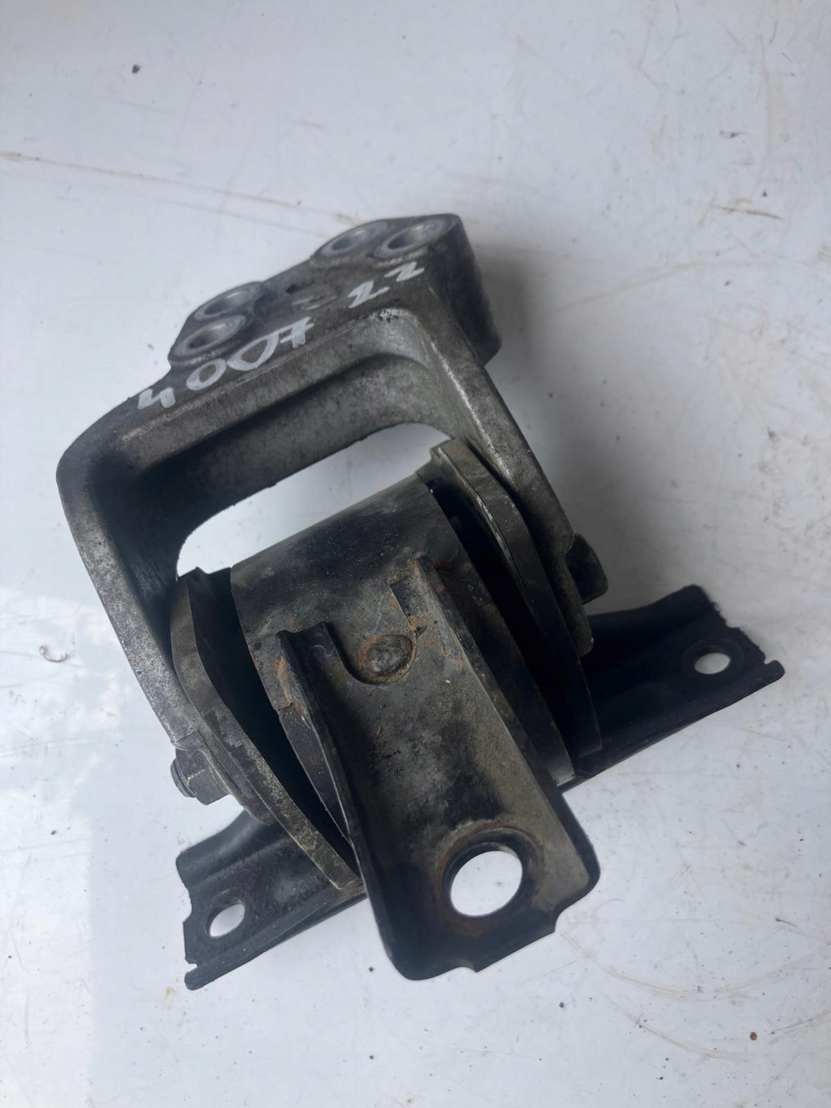 holder engine mount PEUGEOT 4007 2,2 HDI