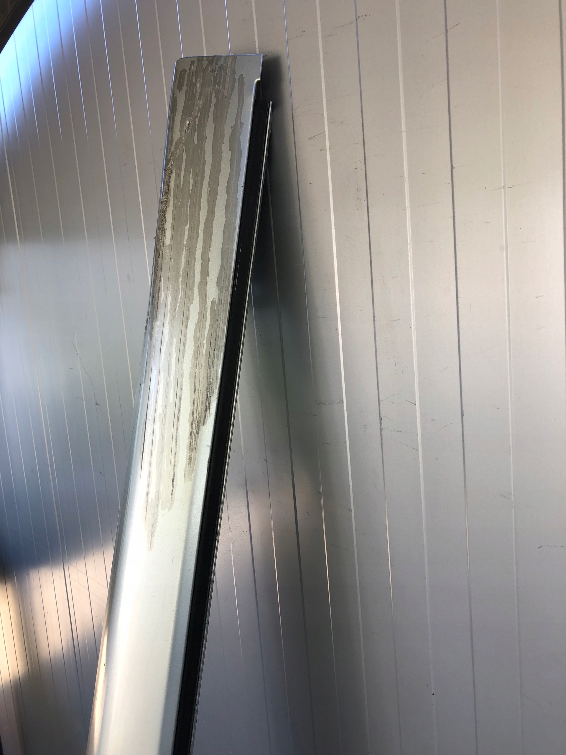 COROLLA VERSO II moulding threshold right 1C0