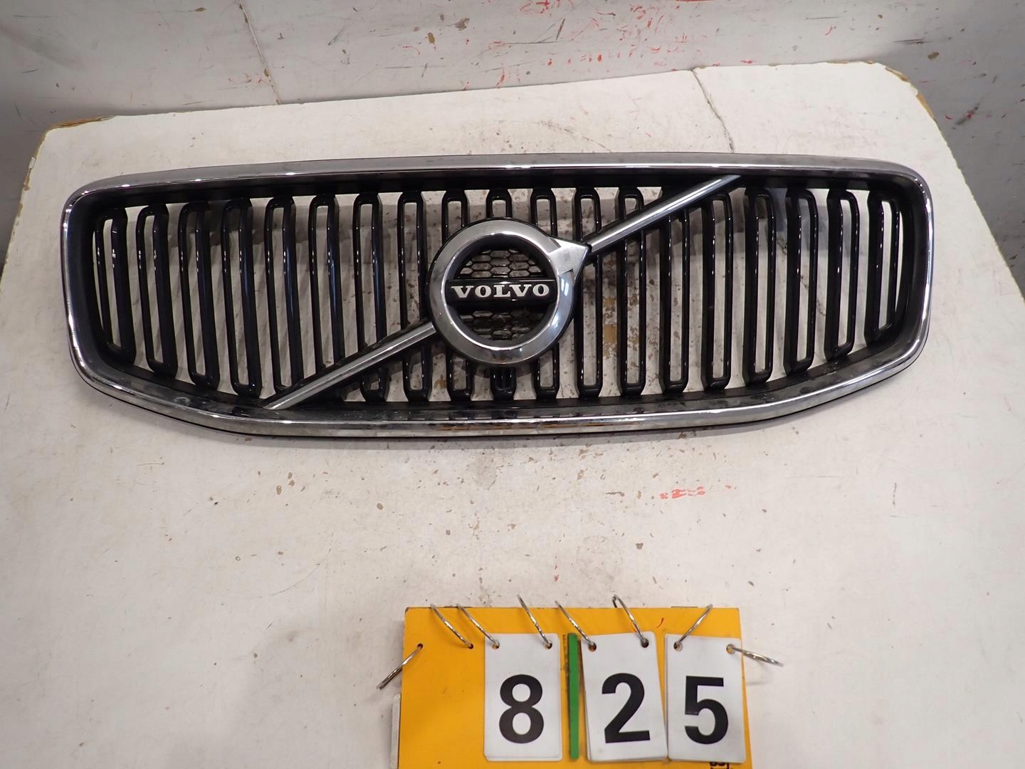 grille VOLVO XC60 II 17- 31479494 31425537