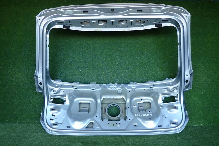 VW T-ROC TROC boot doors rear part