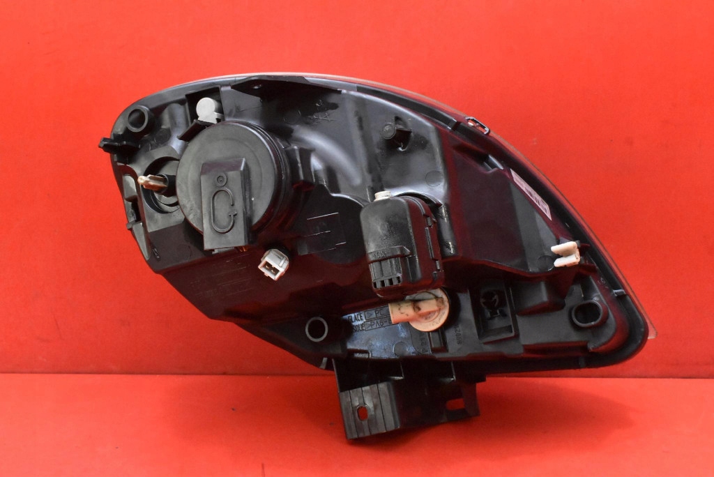 REFLEKTOR left light front EU 8200183917 RENAULT KANGOO 1 and LIFT 03-09