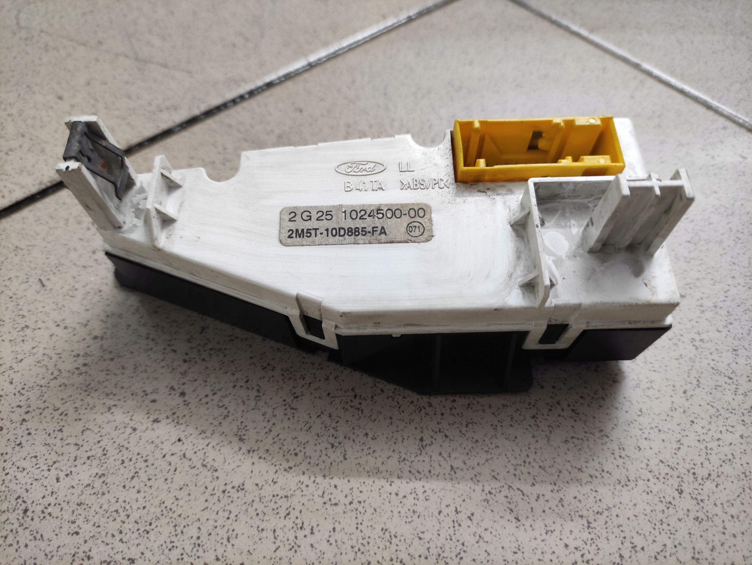 display clock FORD FOCUS 2M5T-10D885-FA