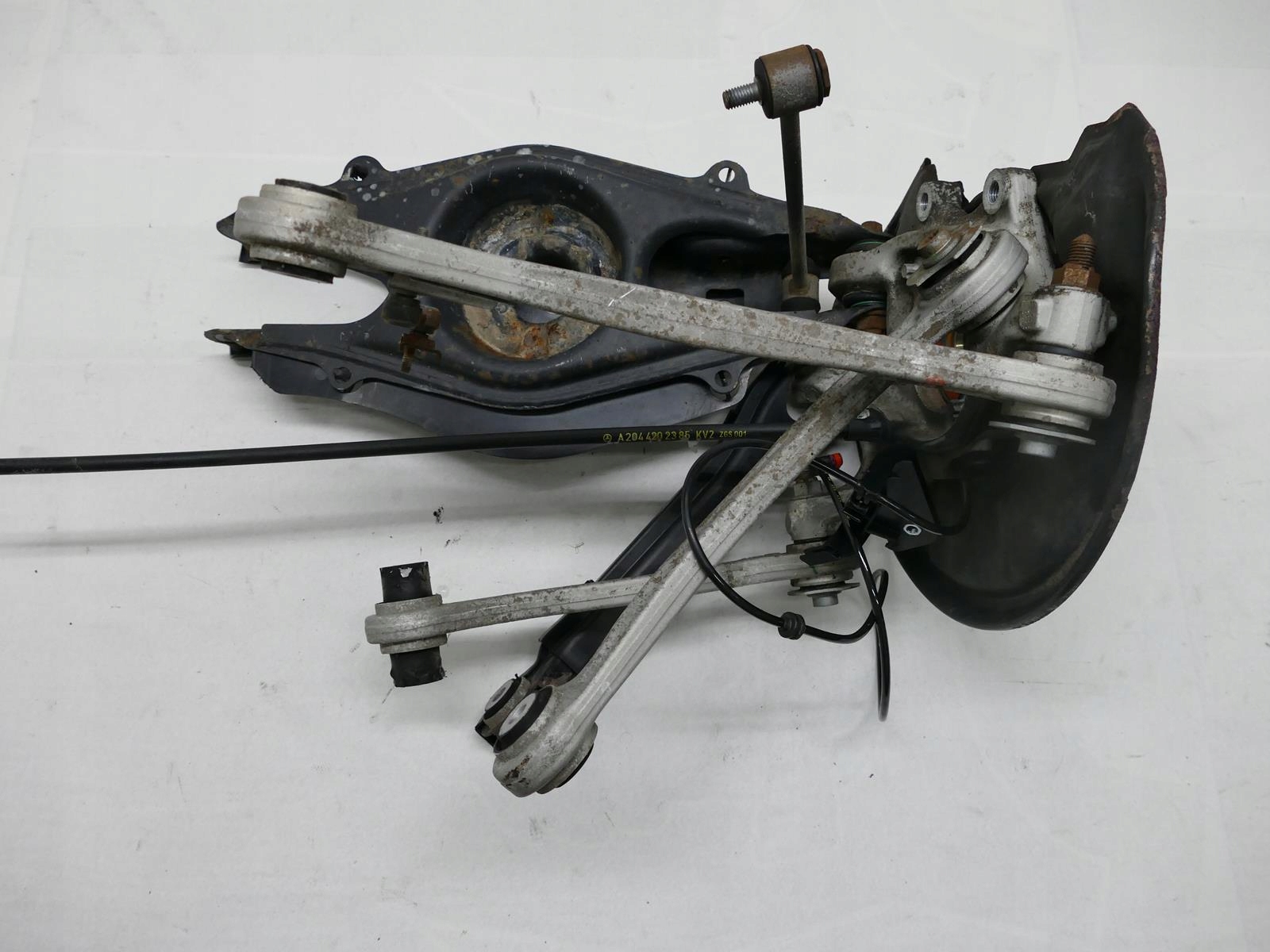 MERCEDES C207 W207 LIFT swing arm left rear part