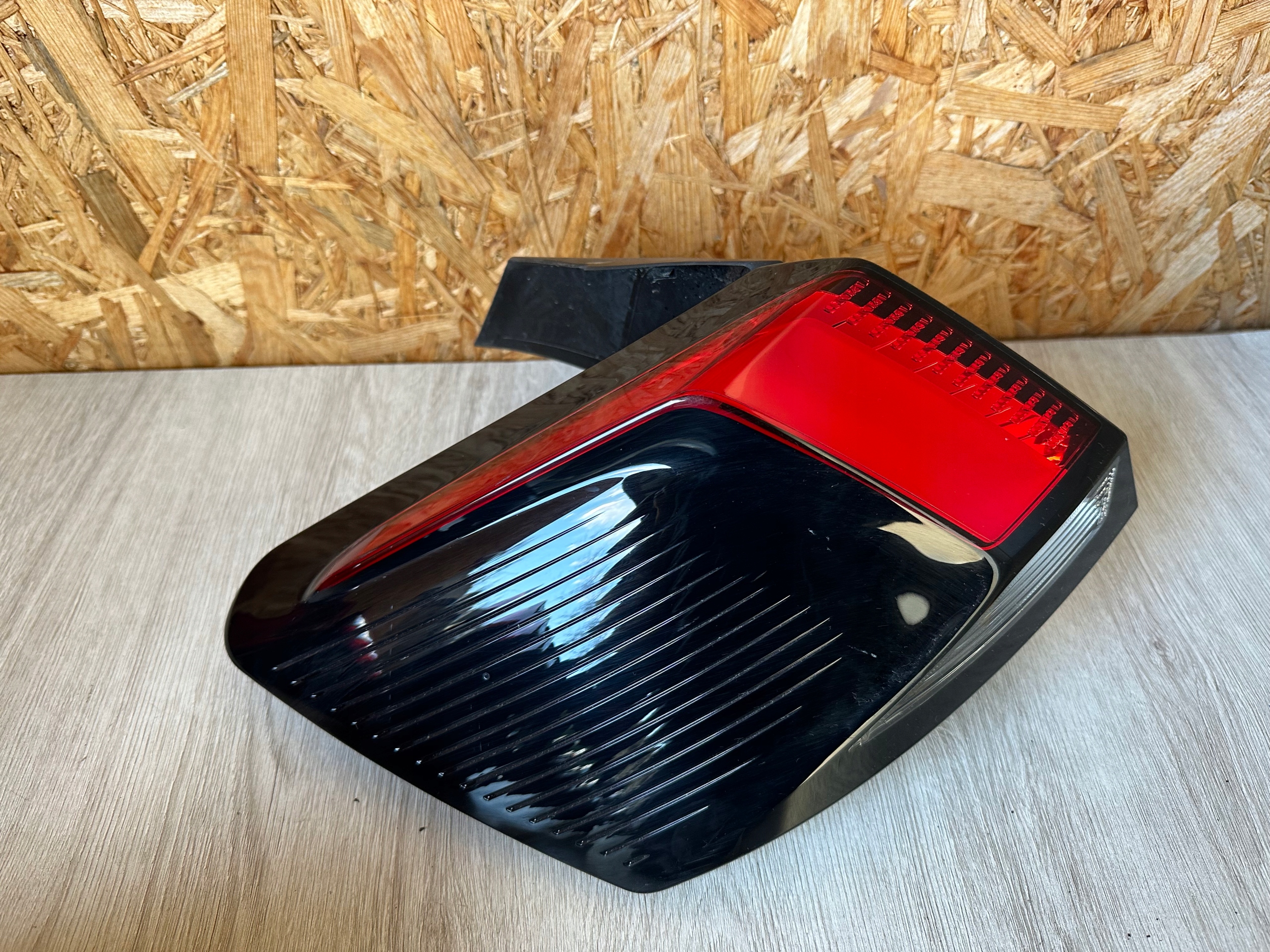 light rear left PEUGEOT 3008 II