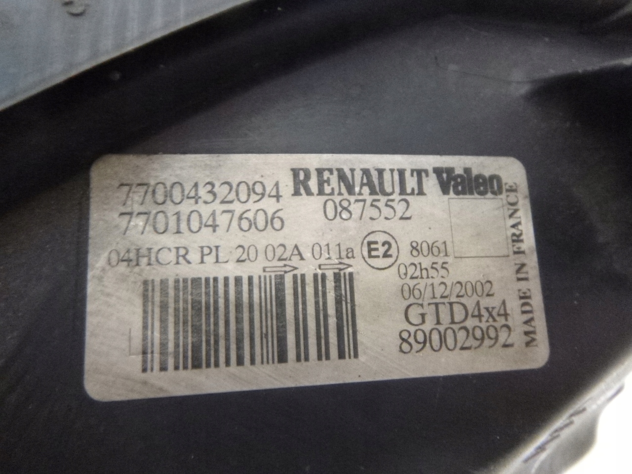 light front Renault Scenic lift 2002r. VALEO black