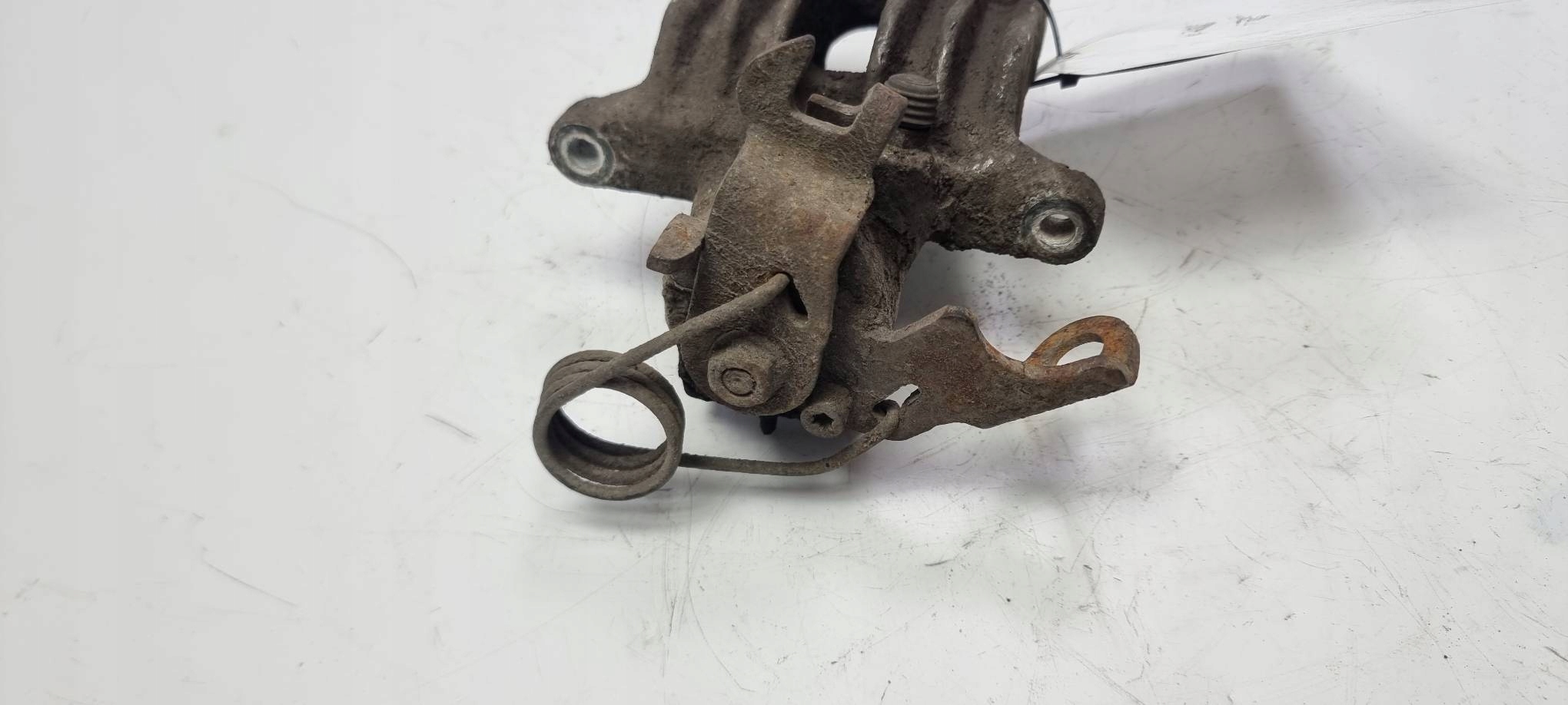 caliper brake rear part left VOLKSWAGEN PASSAT B5