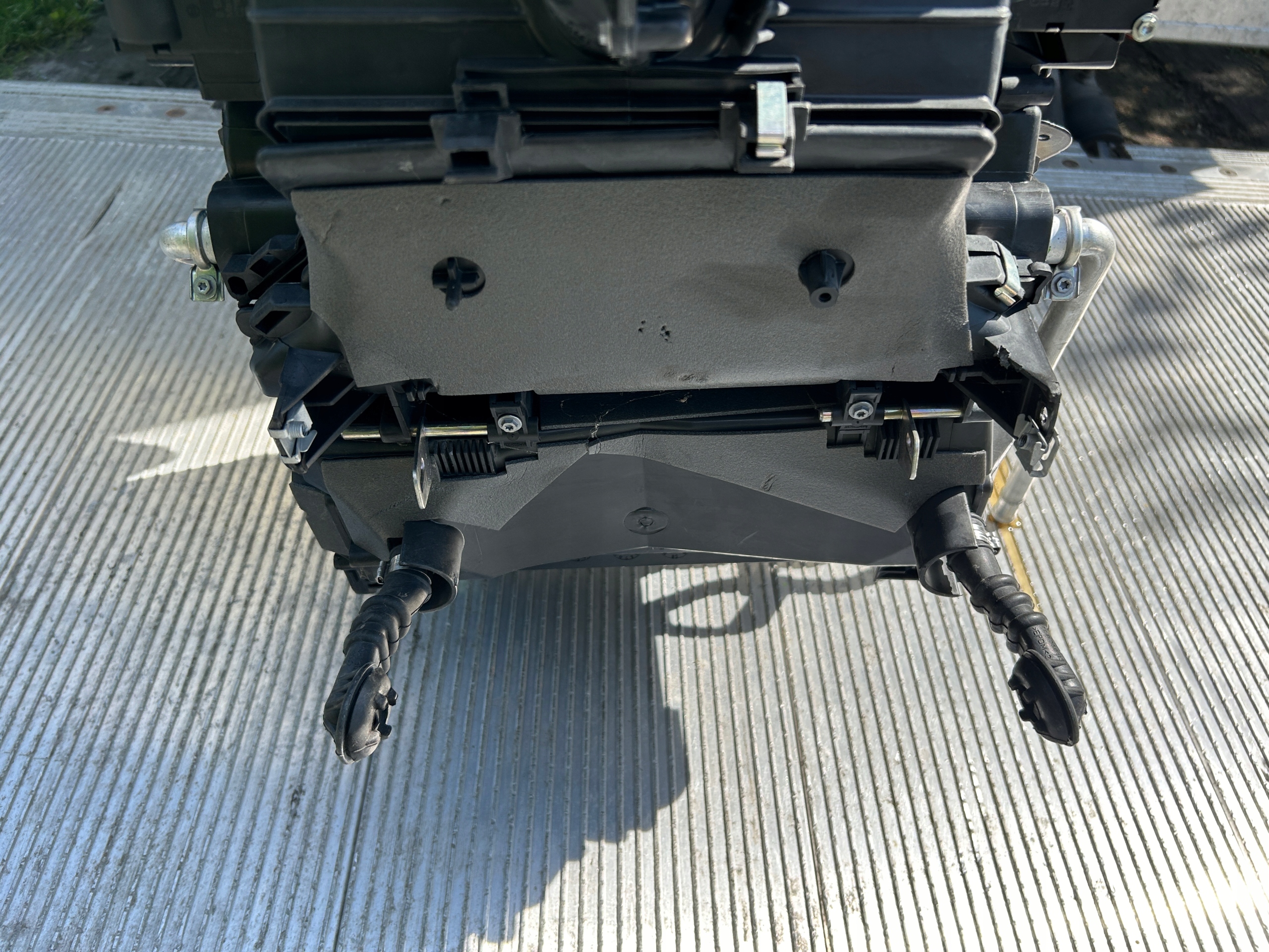 радиатор отопителя Audi A6 C6 европа