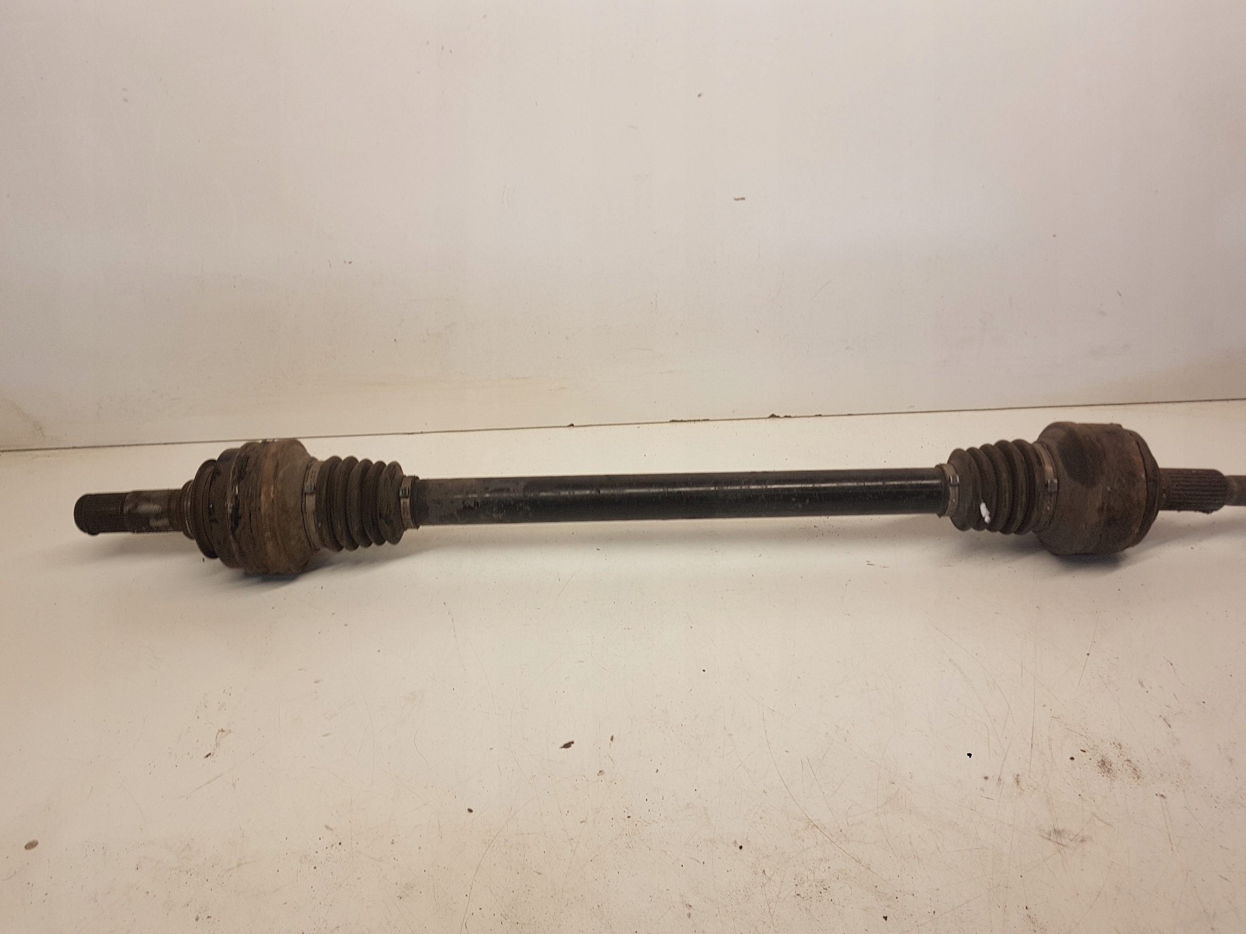 semi-axis rear part AUDI Q7 VW TOUAREG 7L8501201B