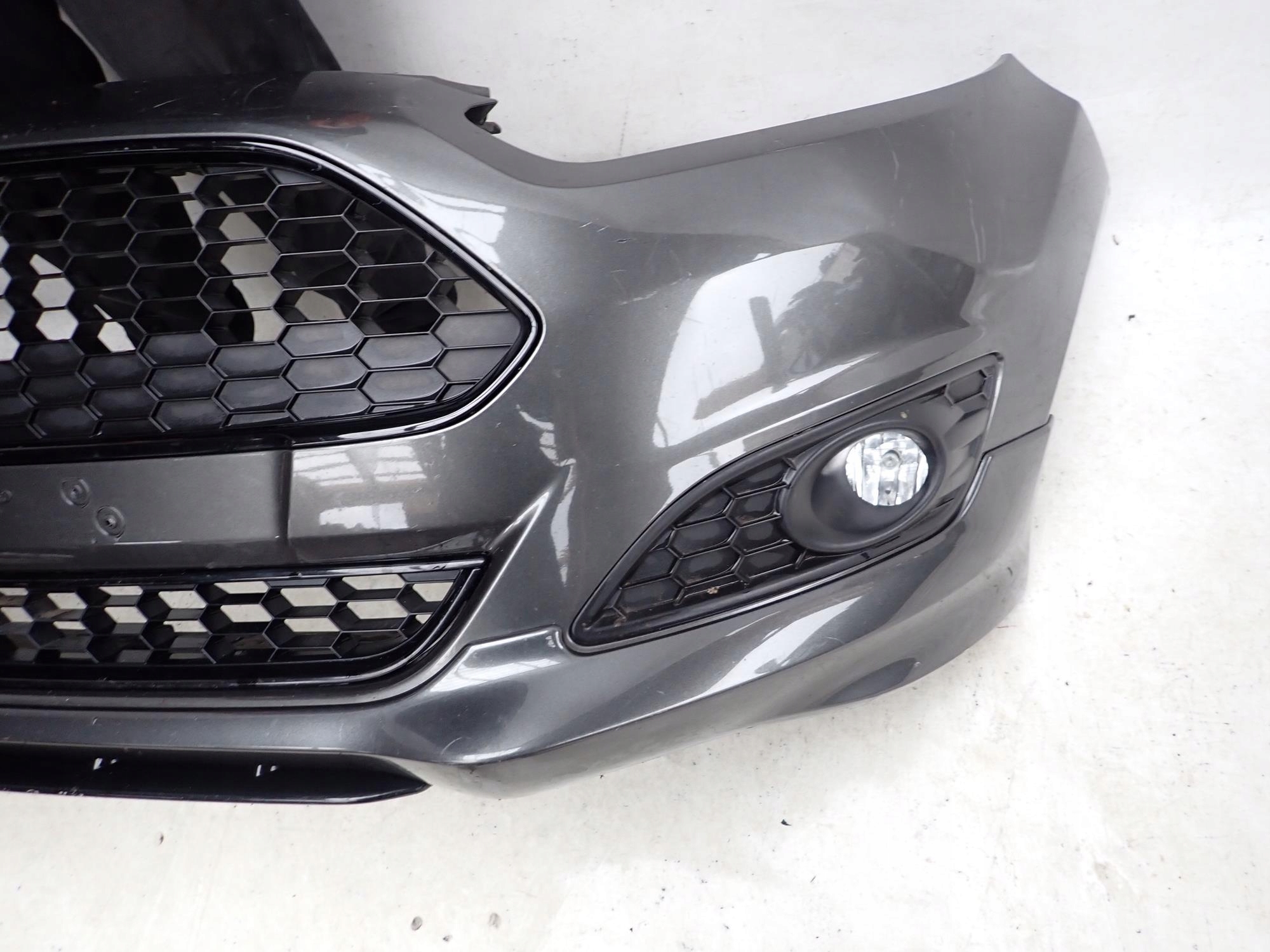 FORD FIESTA VII 7 MK7 ST-LINE LIFT 12-17 bumper front front