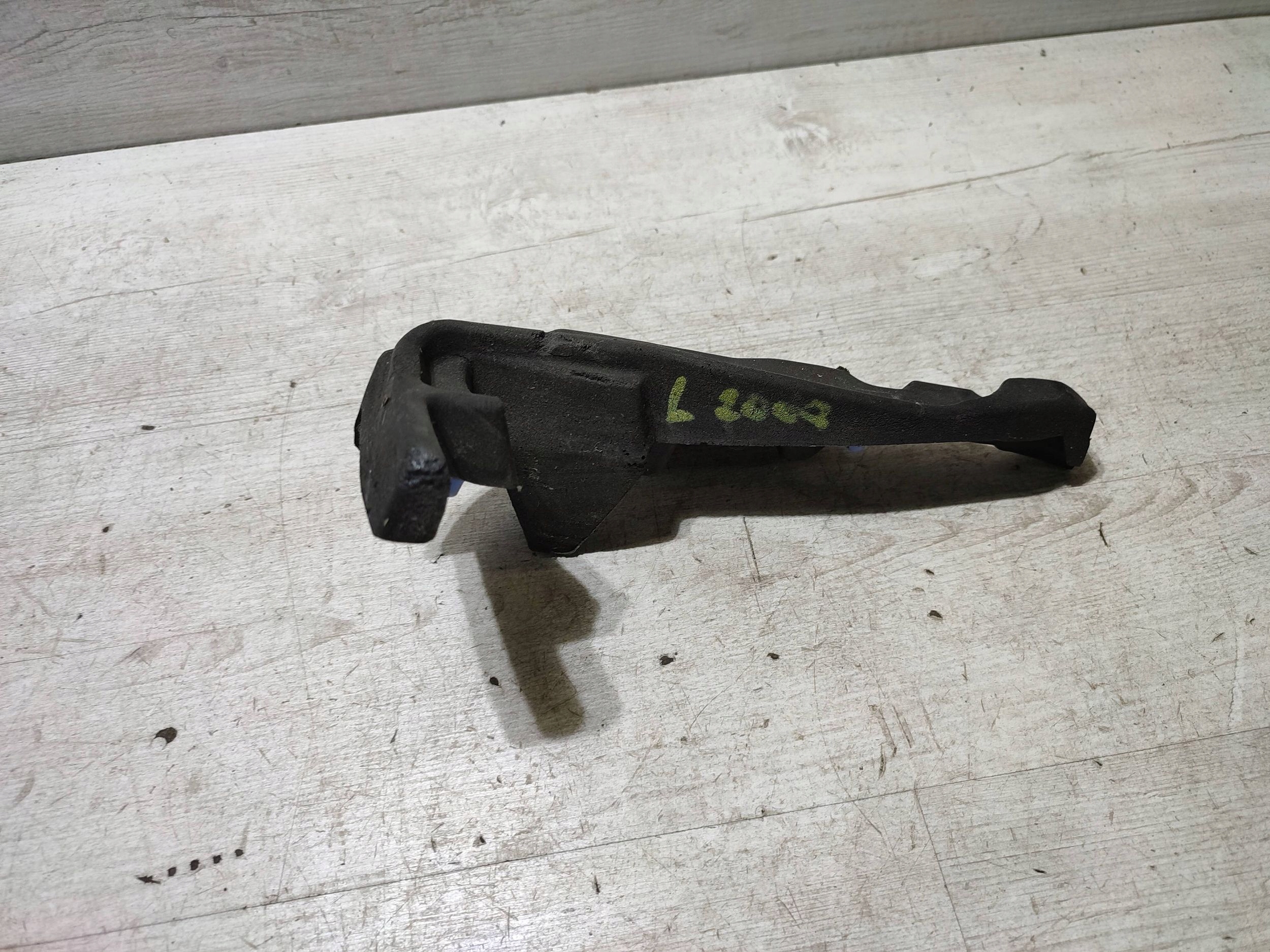 Peugeot 2008 and 2018 left side torpedo left