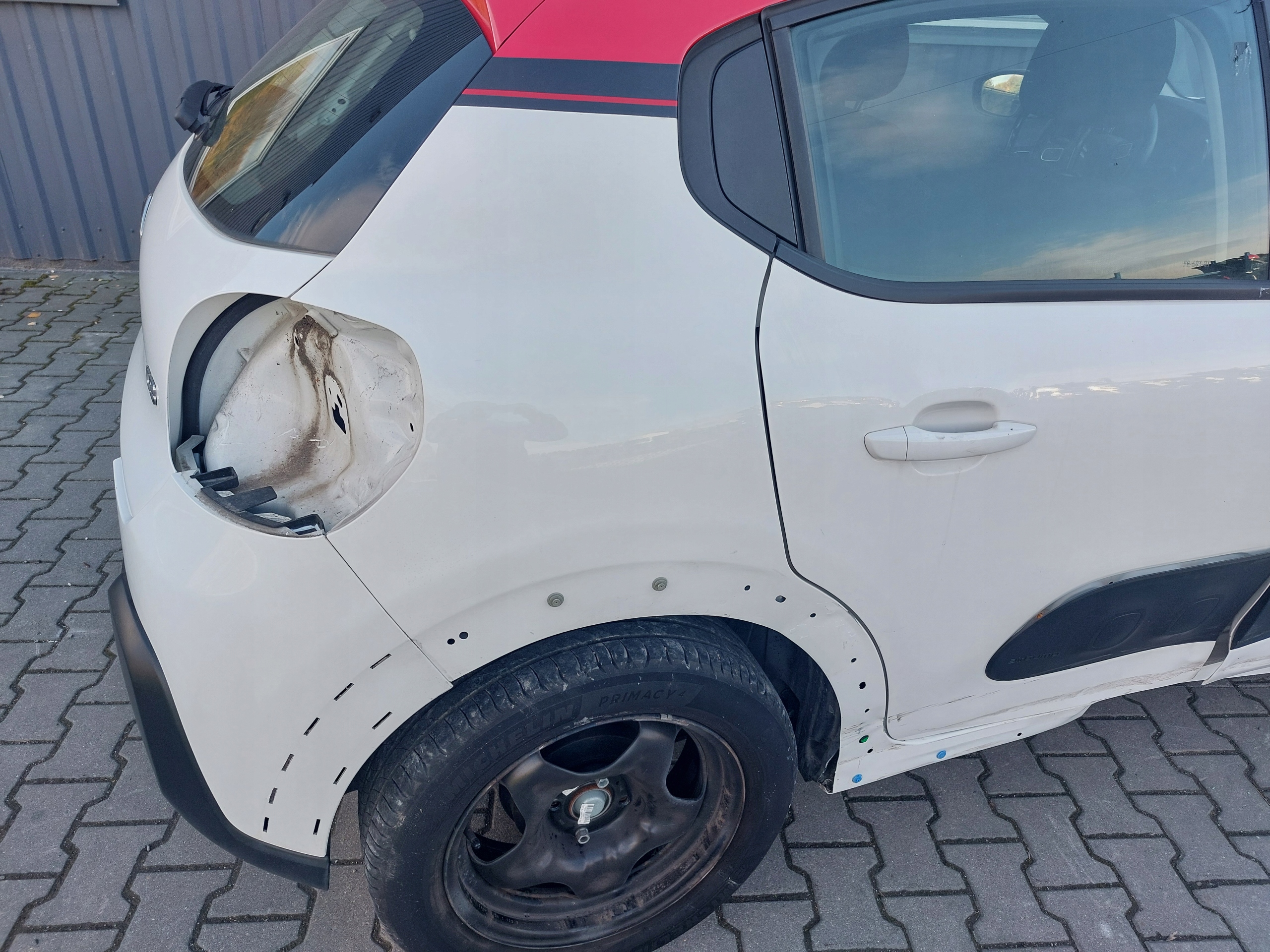 CITROEN C3 III C-3 16r> parafango LONGHERONE Destro posteriore