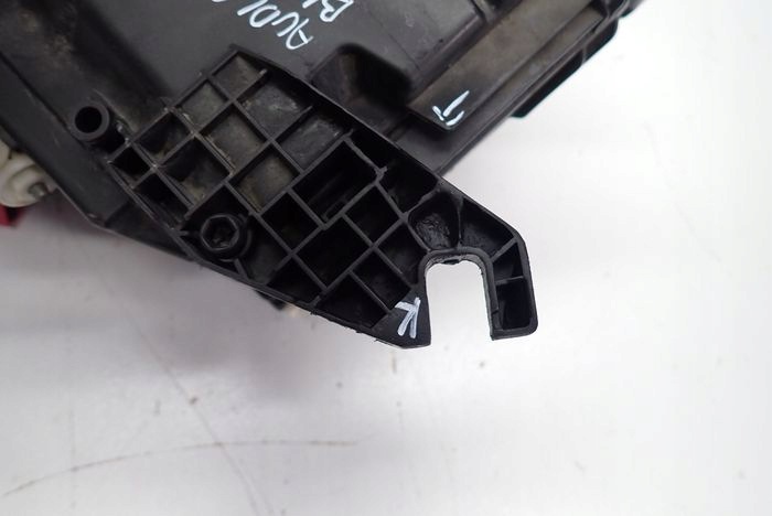 AUDI A6 C7 XENON LED 11-14 reflektor right light right 4G0941006