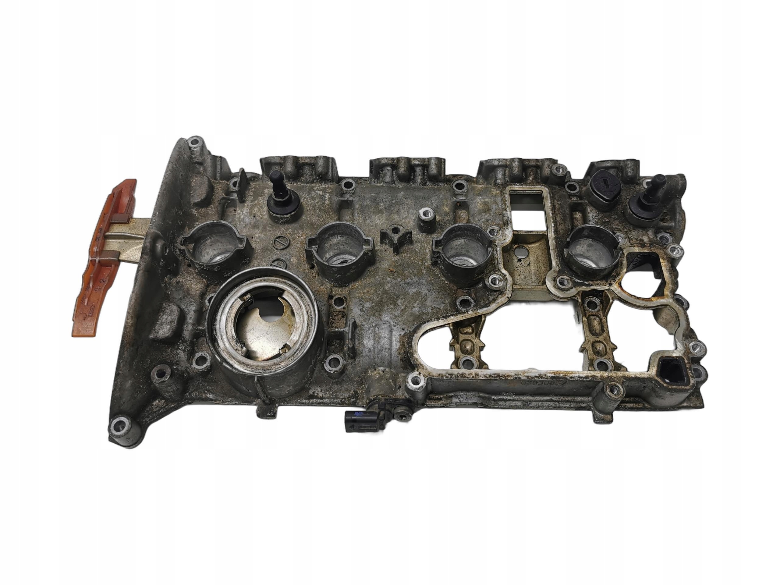 Abdeckung der Ventile VW T6 2.0 TFSI 06H103475K