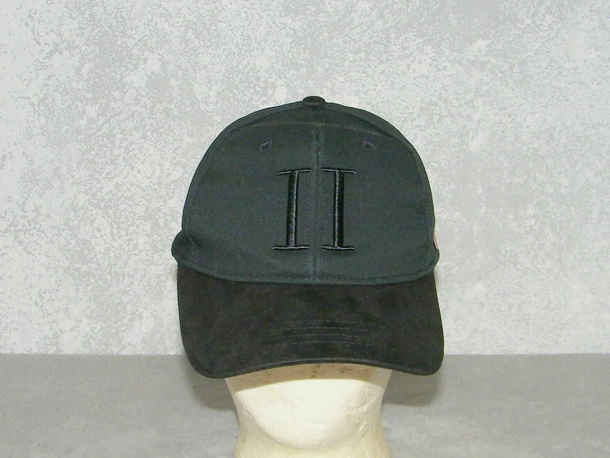 LES DEUX - CZAPKA Z DASZKIEM - JAK NÓWKA !!!! Marka inna