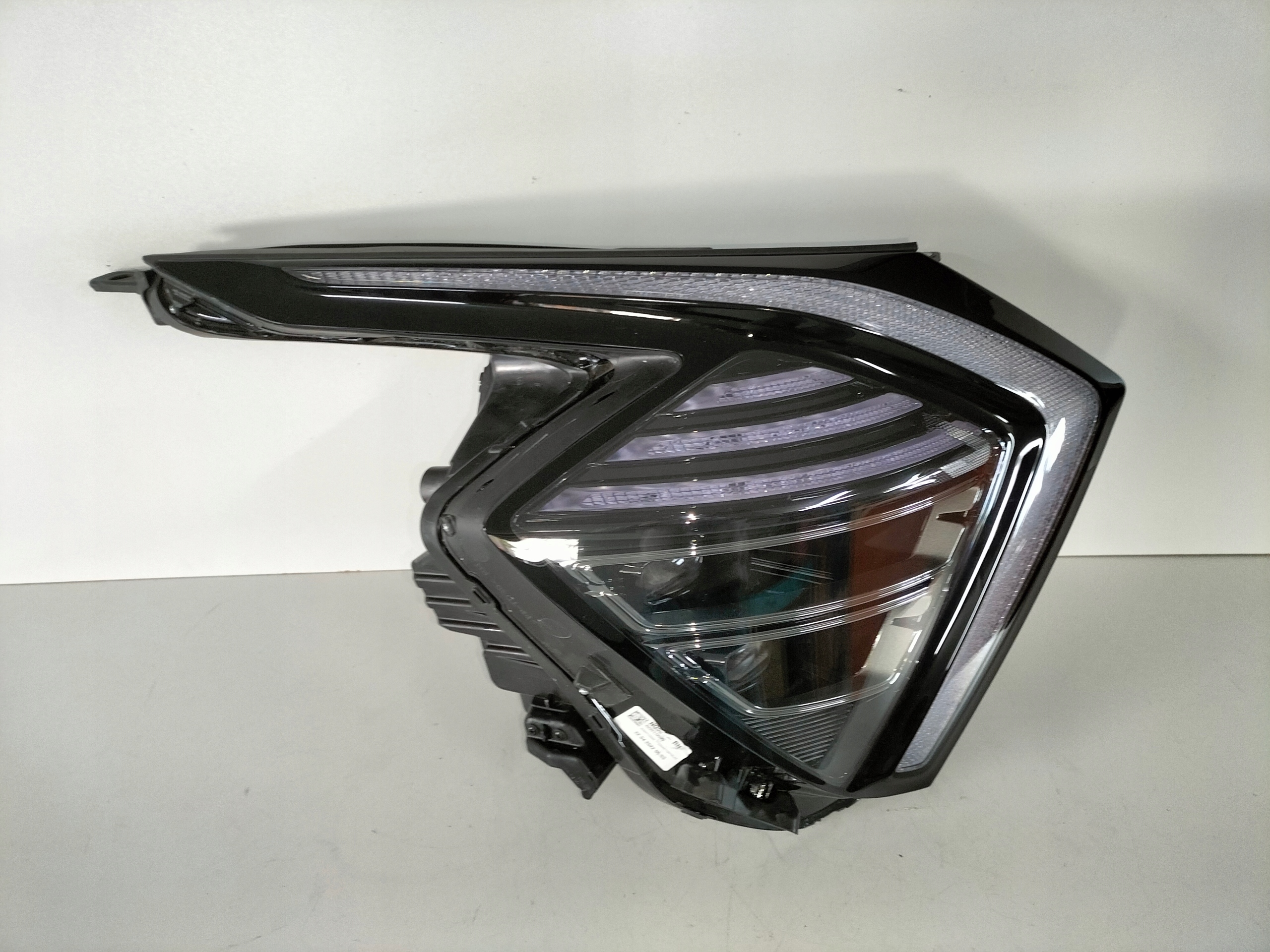 light front right KIA SPORTAGE 5 V 21- FULL LED