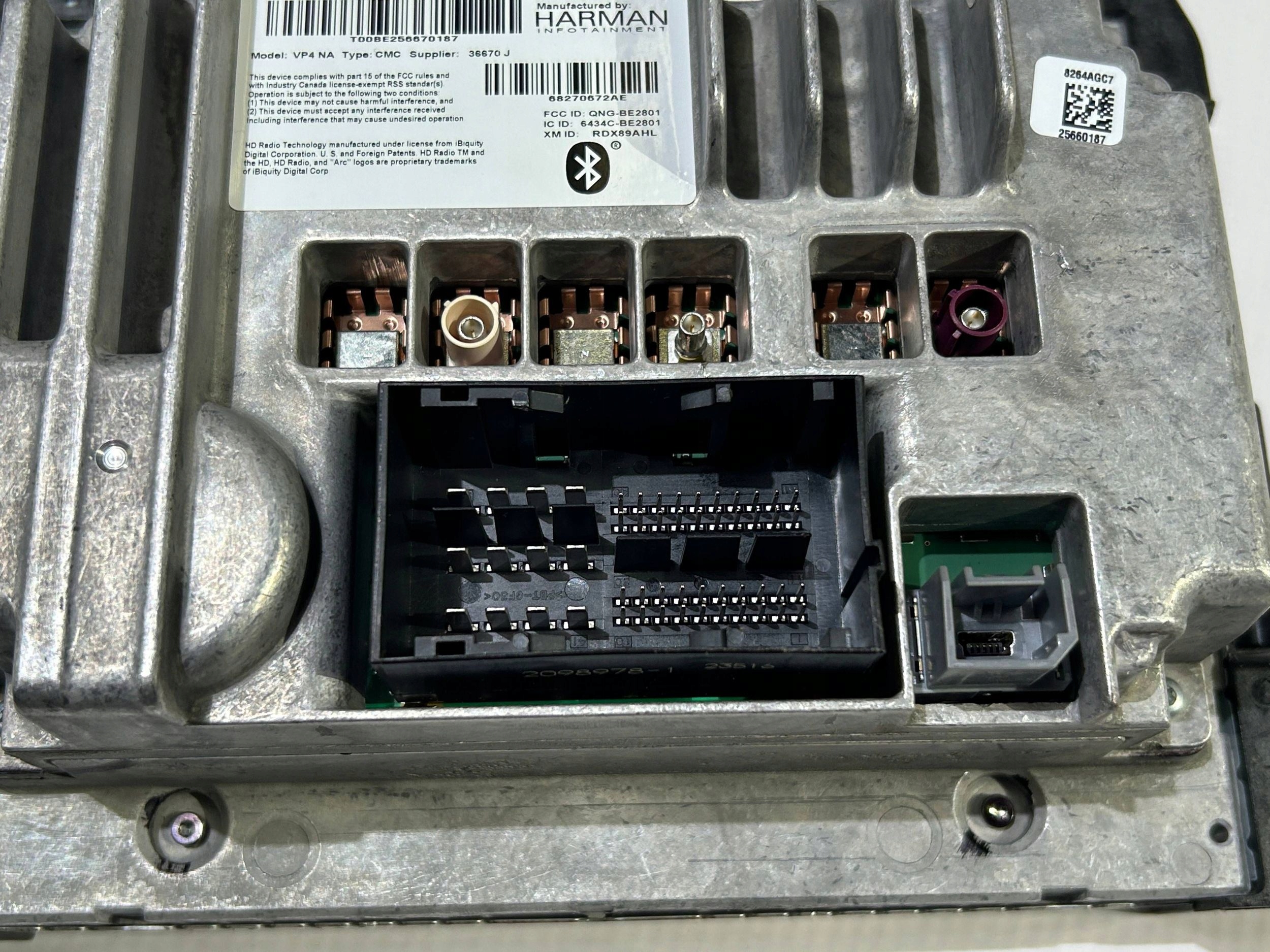 Radio ekran display navigation VP4 uConnect 8.4 Dodge Durango 2014