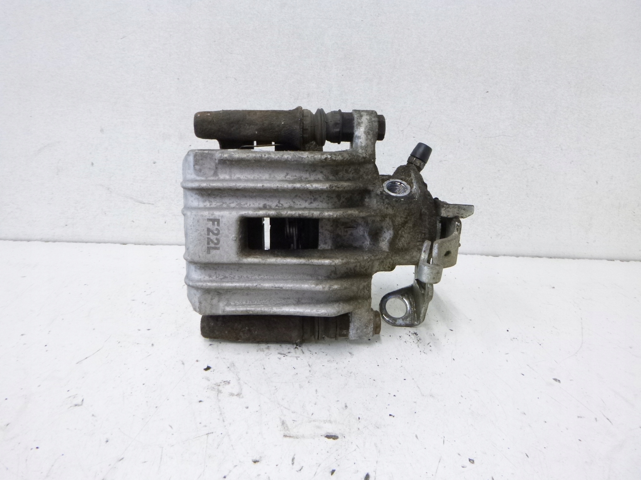 caliper brake rear part Audi A3 8L Golf IV 1.6 00r.