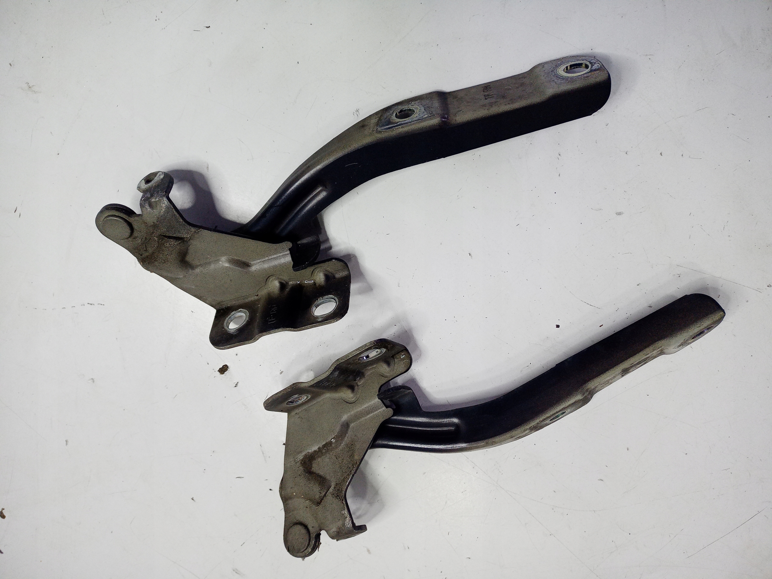 ПЕТЛЯ КАПОТА ЛЕВАЯ ПРАВАЯ KIA OPTIMA III ABT