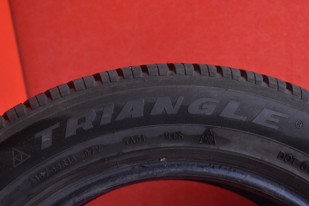 tyre tyres 2 pcs TRIANGLE all season 215/65/16 24R