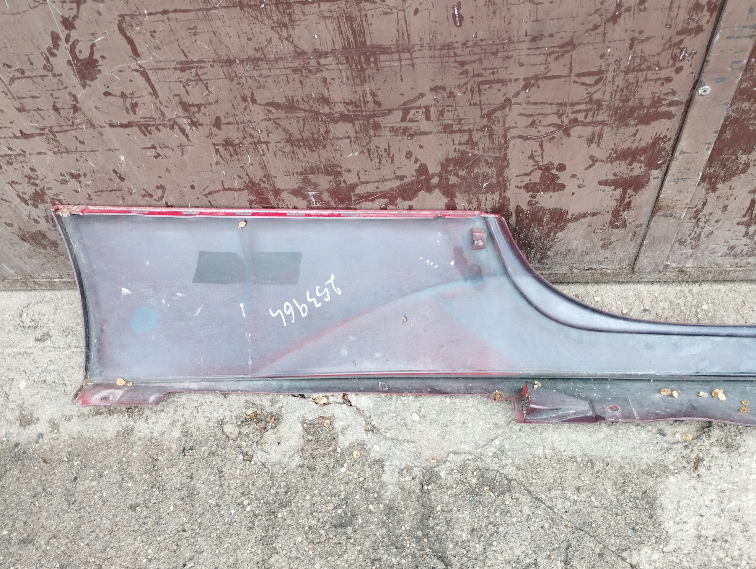 порог левый FERRARI 458 81361900