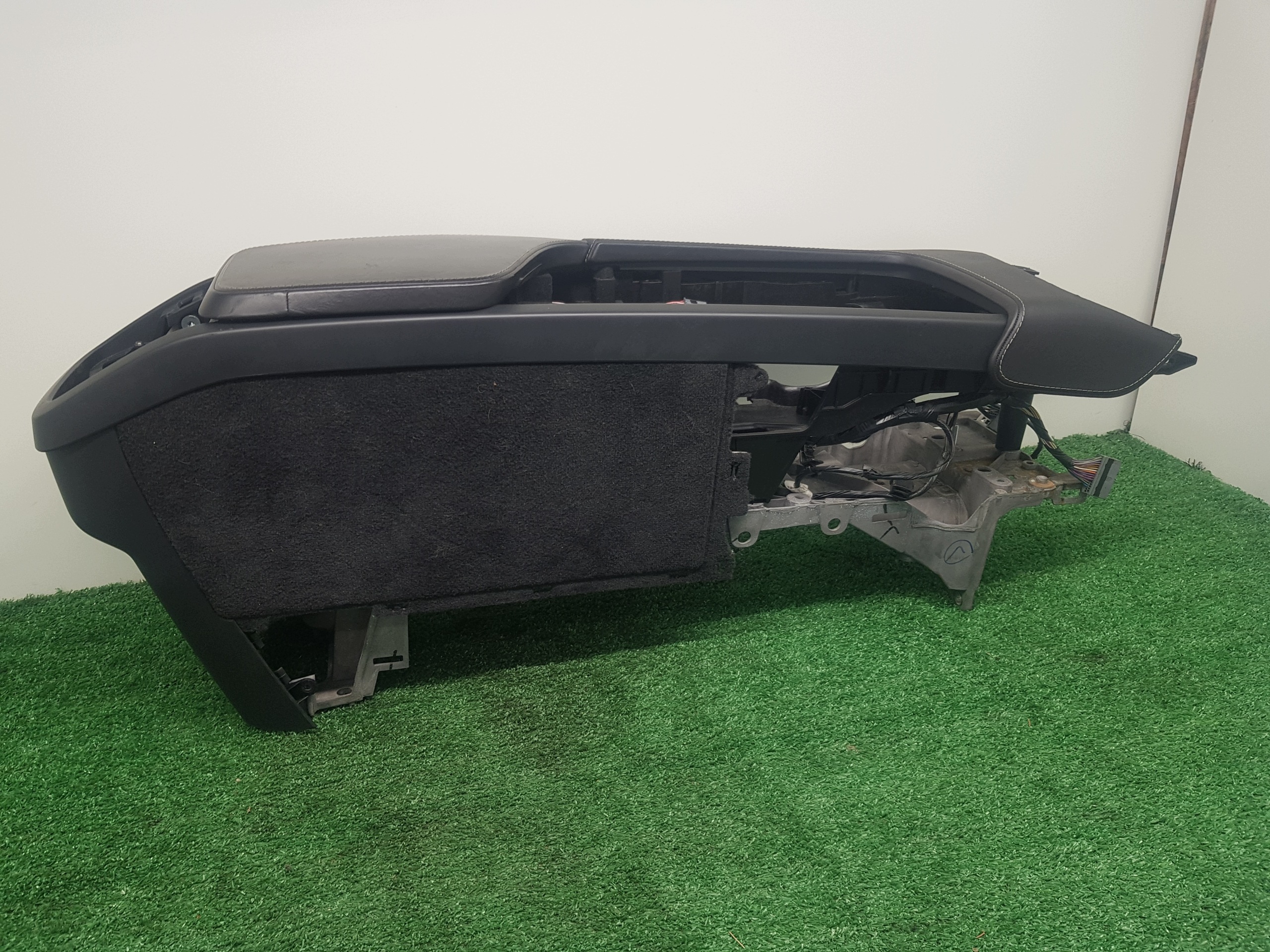 TUNEL mitte VOLVO XC90 II 31469487