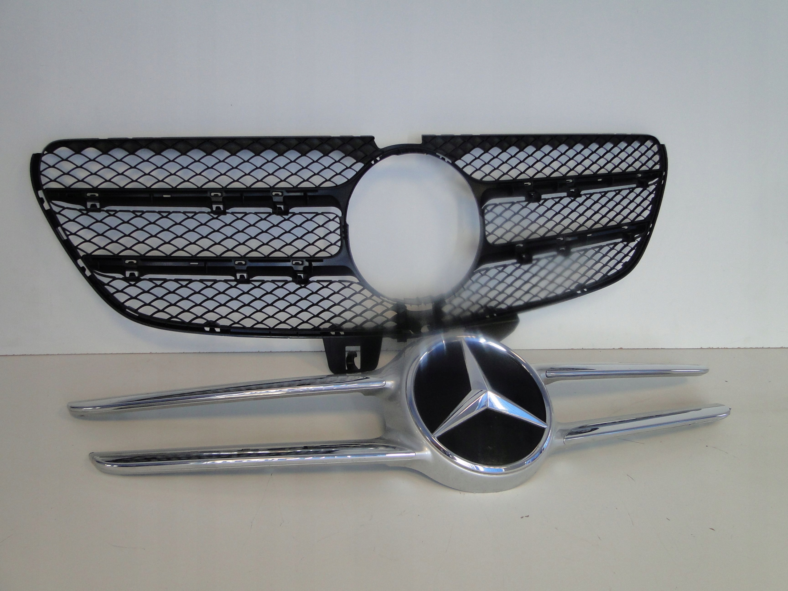 MERCEDES V KLASA 447 W447 LIFT GRILL ATRAPA KAMERA Typ samochodu Samochody osobowe