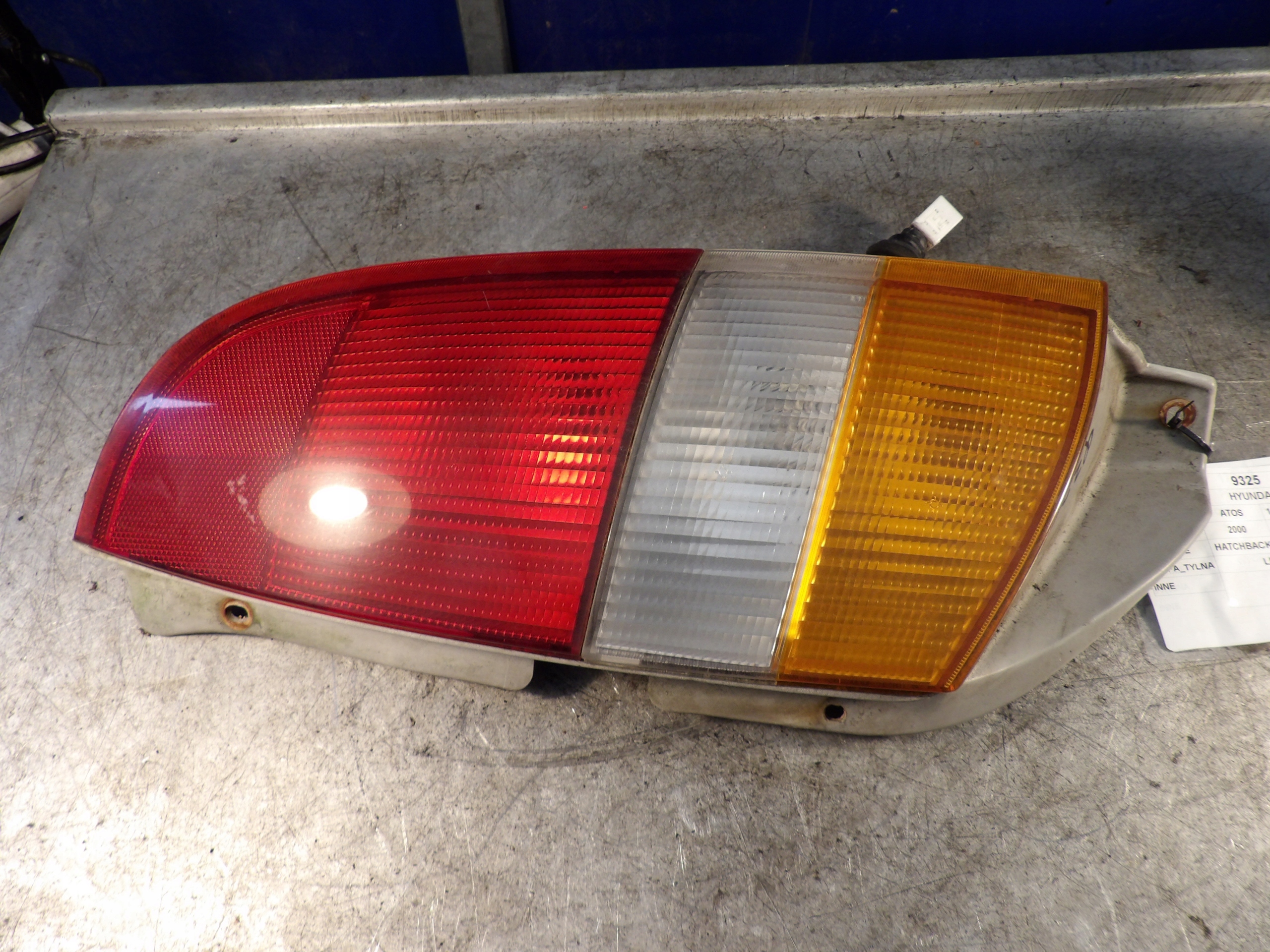 Hyundai Atos light rear left