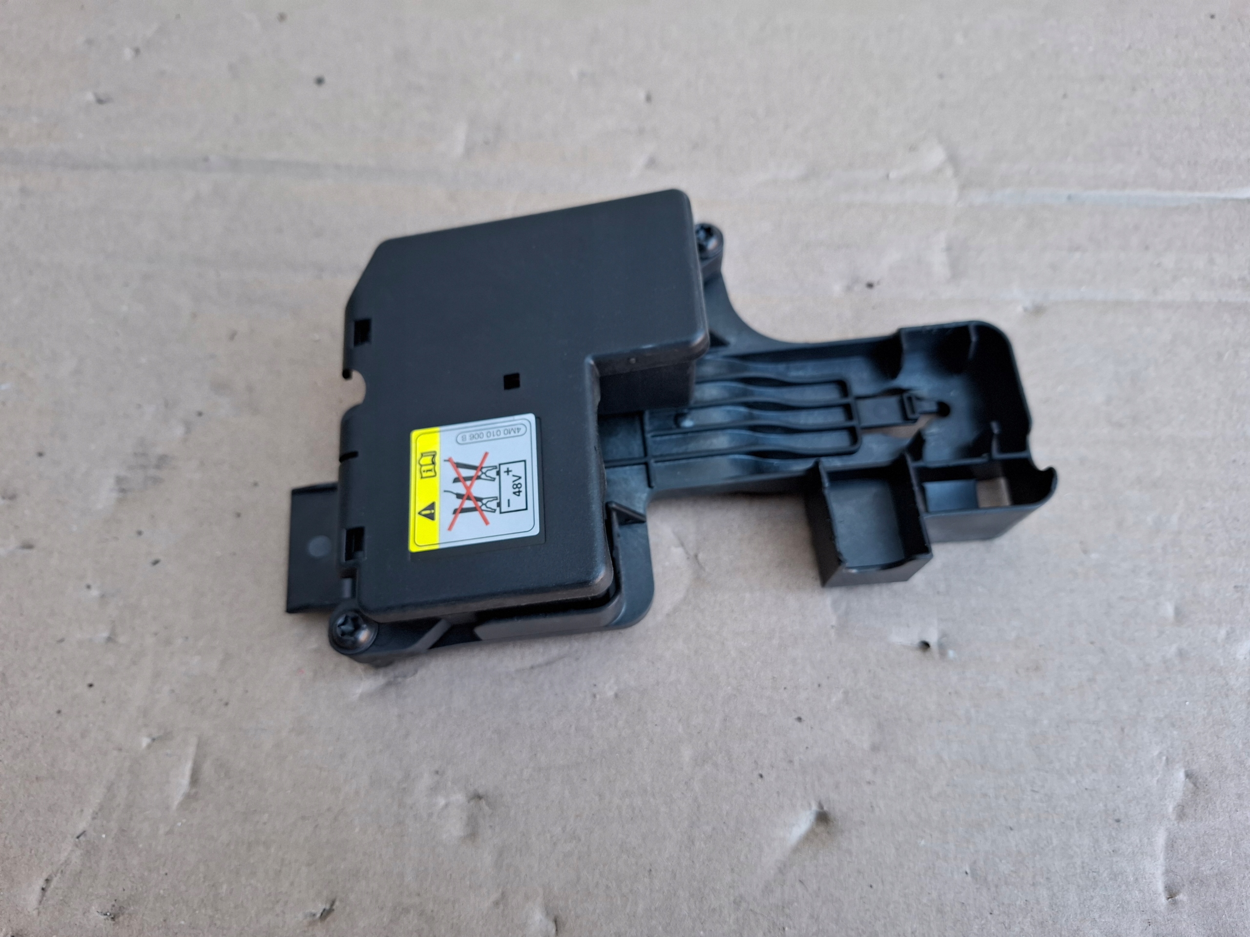 AUDI A6 C8 ZLACZE electrics ZASILANIE 4K0907334