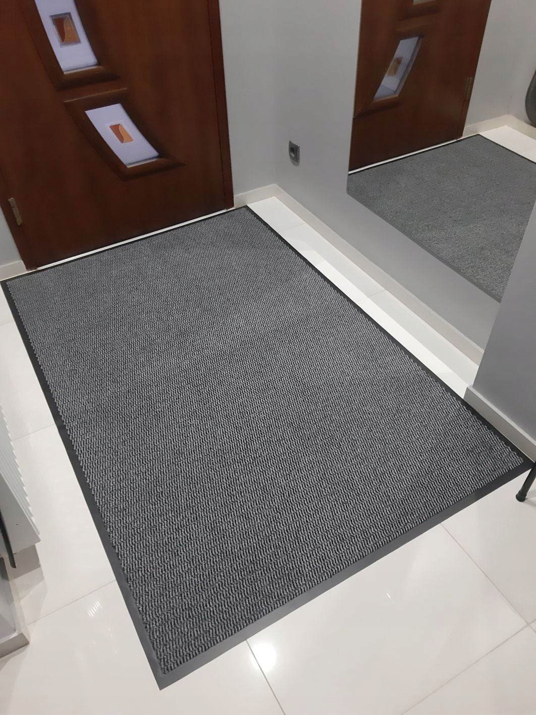 WYCIERACZKA DO BUTÓW MATA POD DRZWI 80 x 120 cm Marka inna