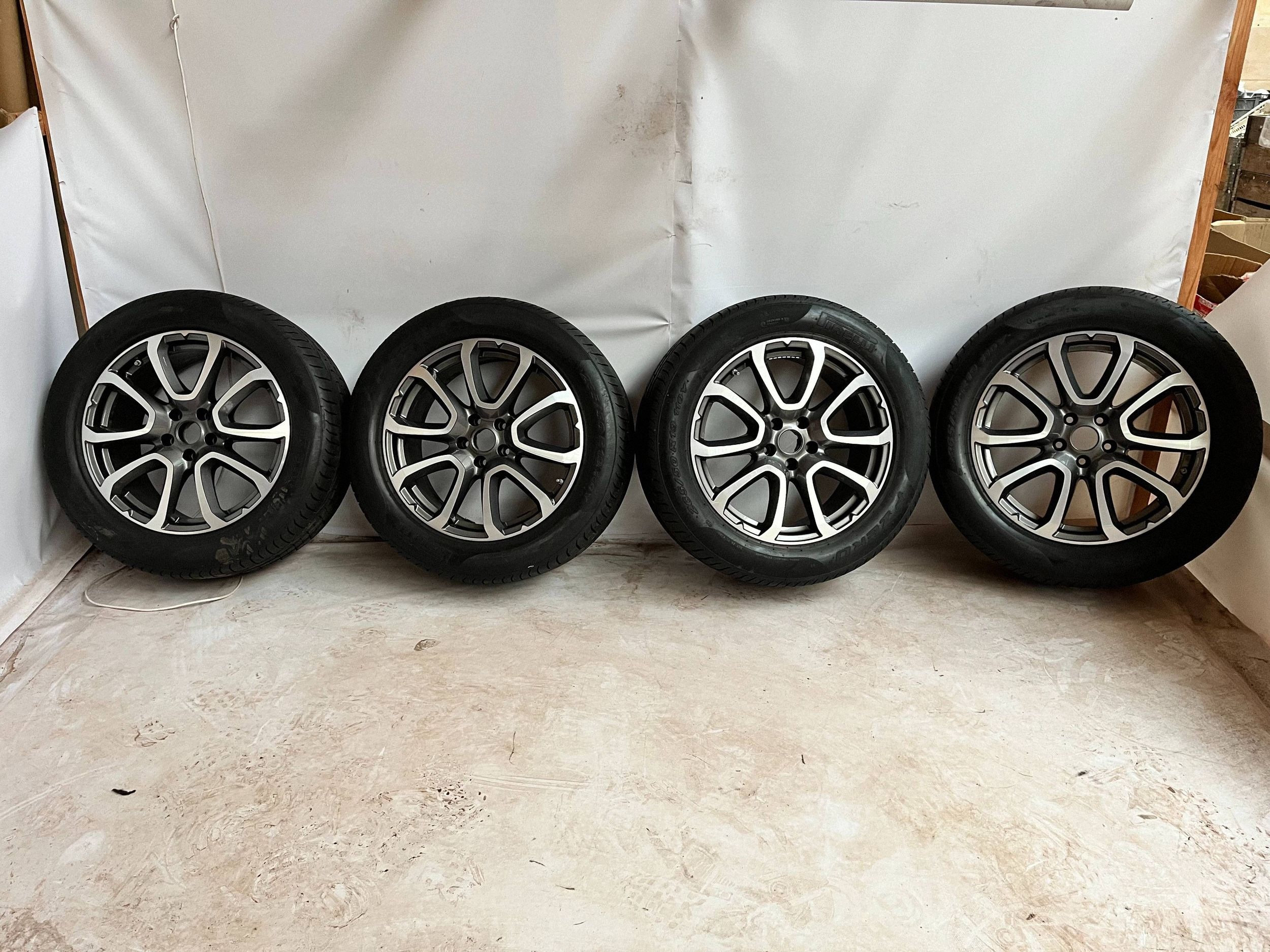 disc 19 MASERATI LEVANTE 670044699
