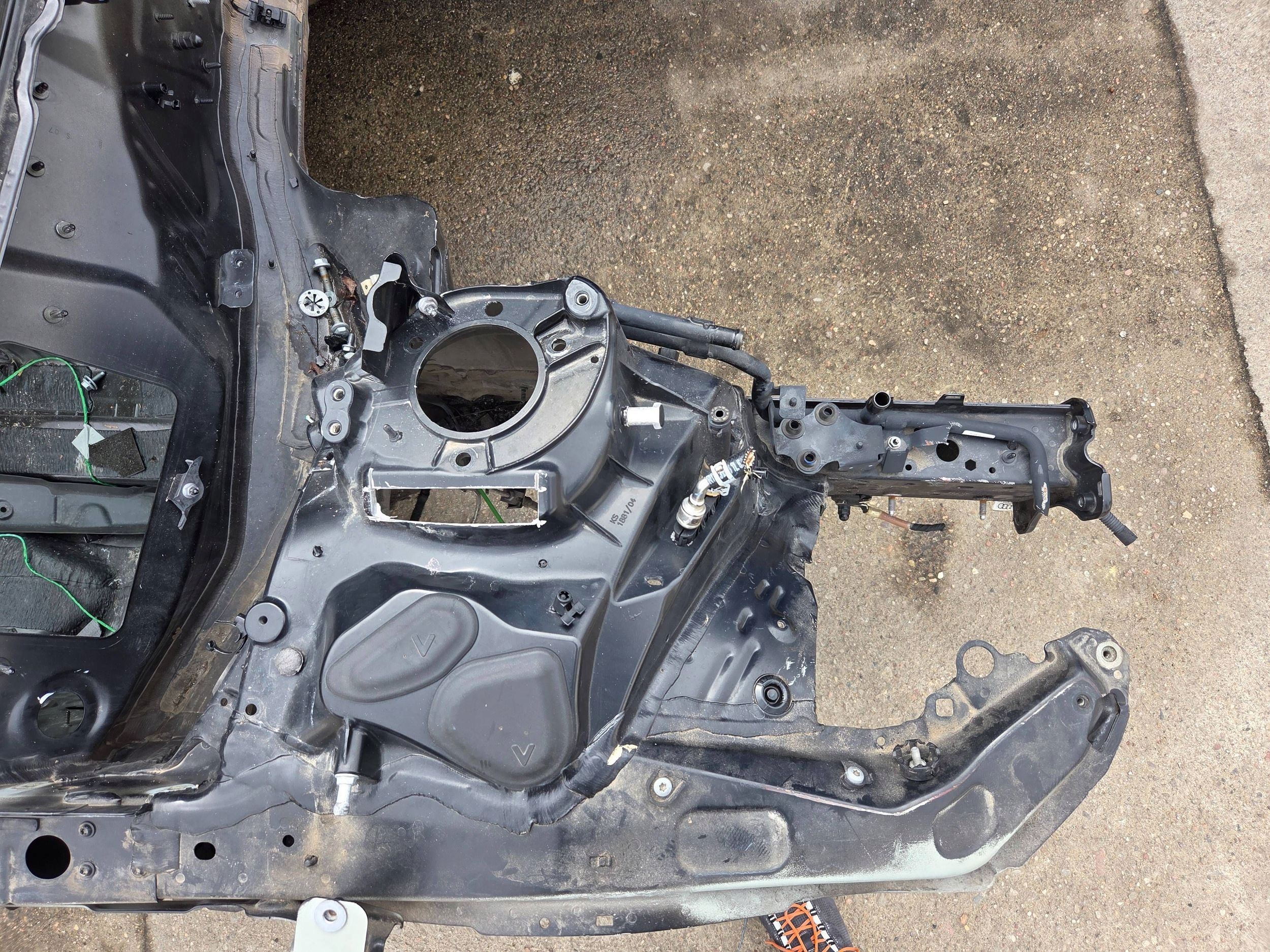 Audi RS6 C8 quarter front right