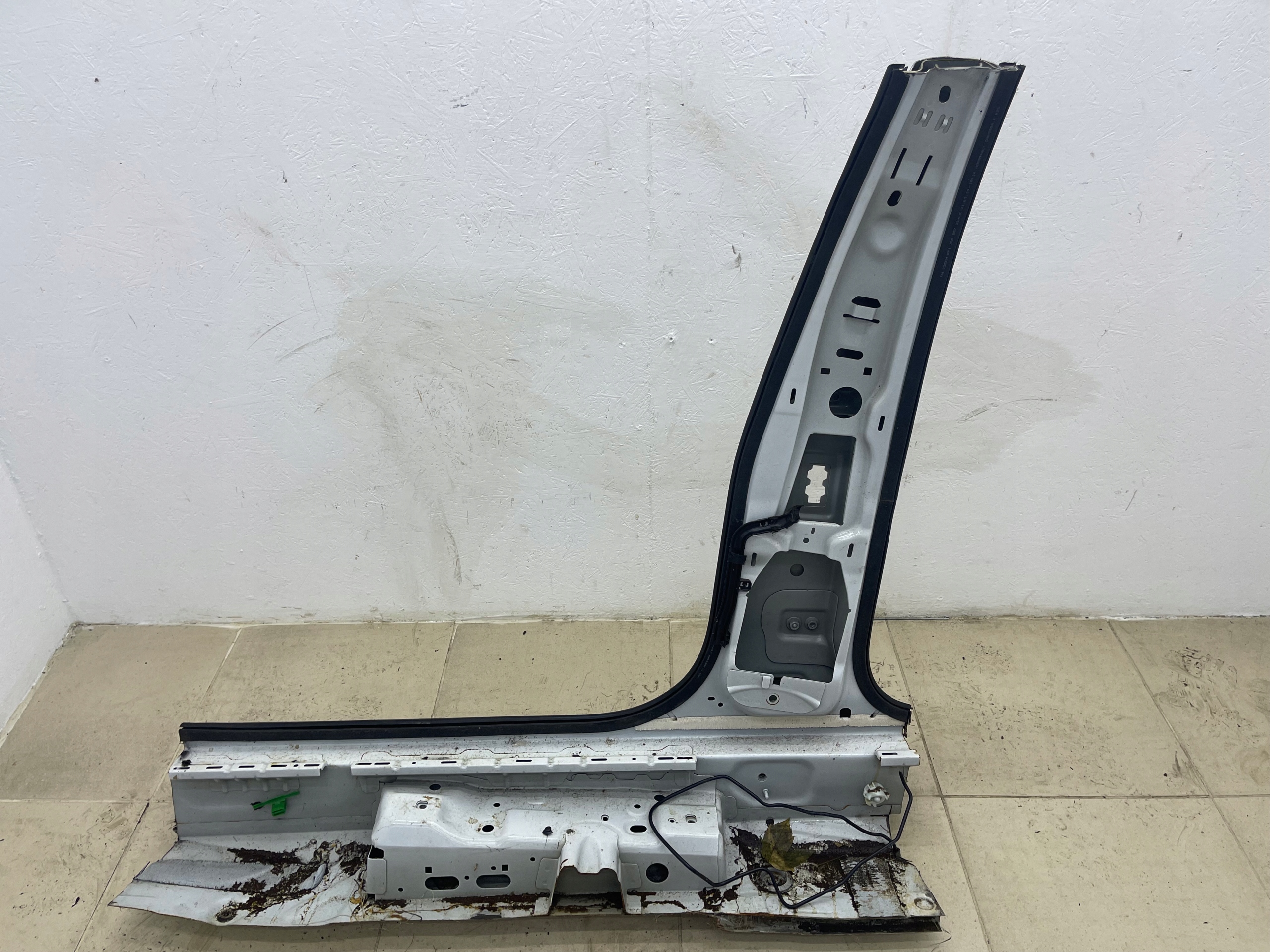 pillar threshold VW PASSAT B8 3G right BIALY LB9A original