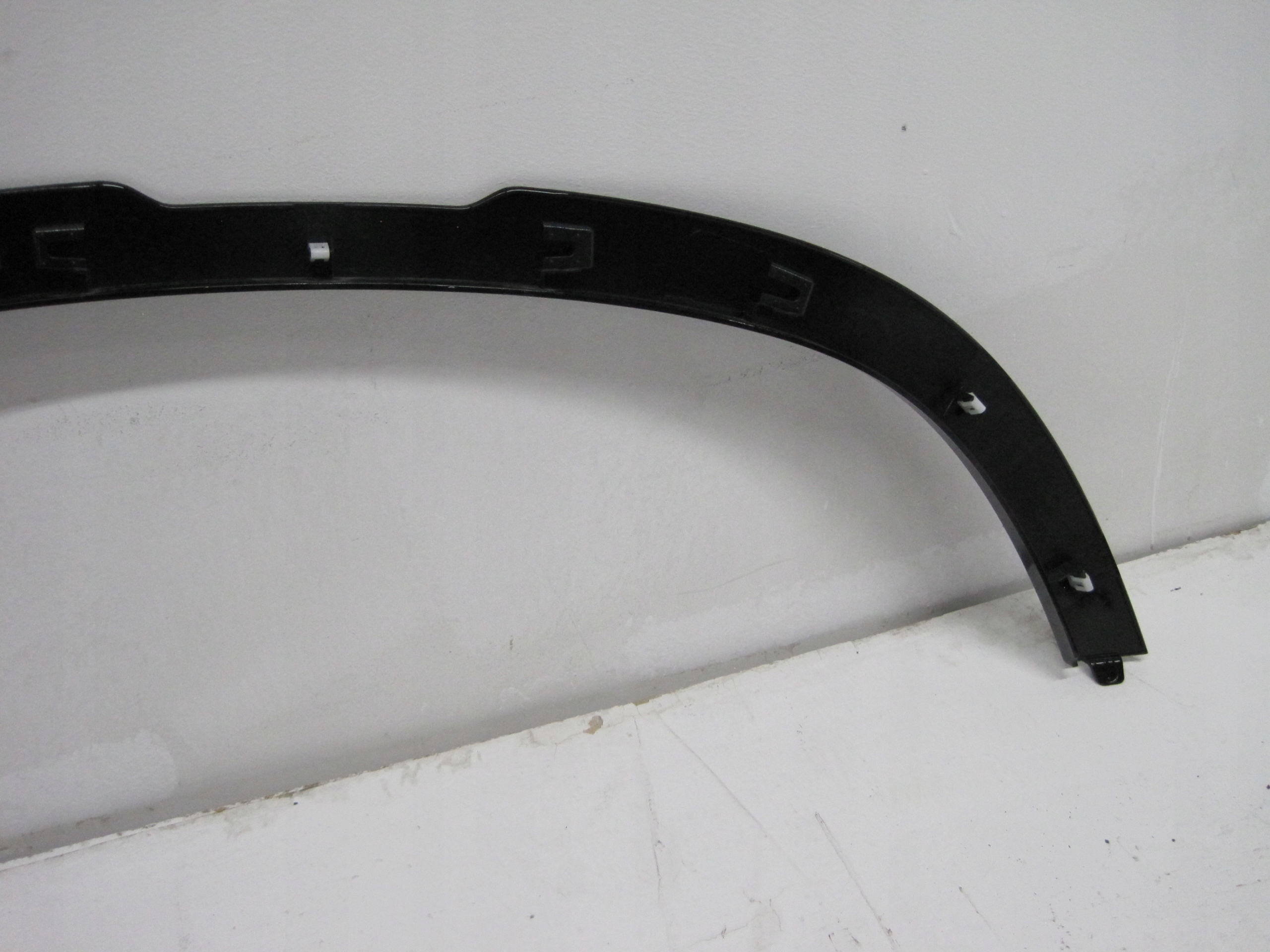 Copertura modanatura parafango LAND ROVER DEFENDER L8B2-290E22-BB