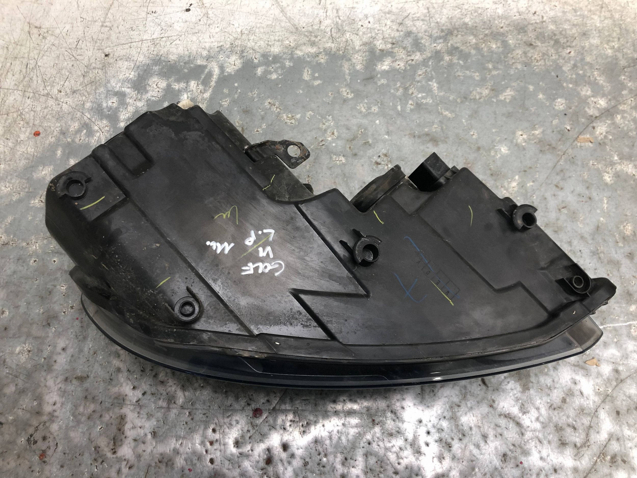 light left front VW GOLF VI KOMBI 254257-01