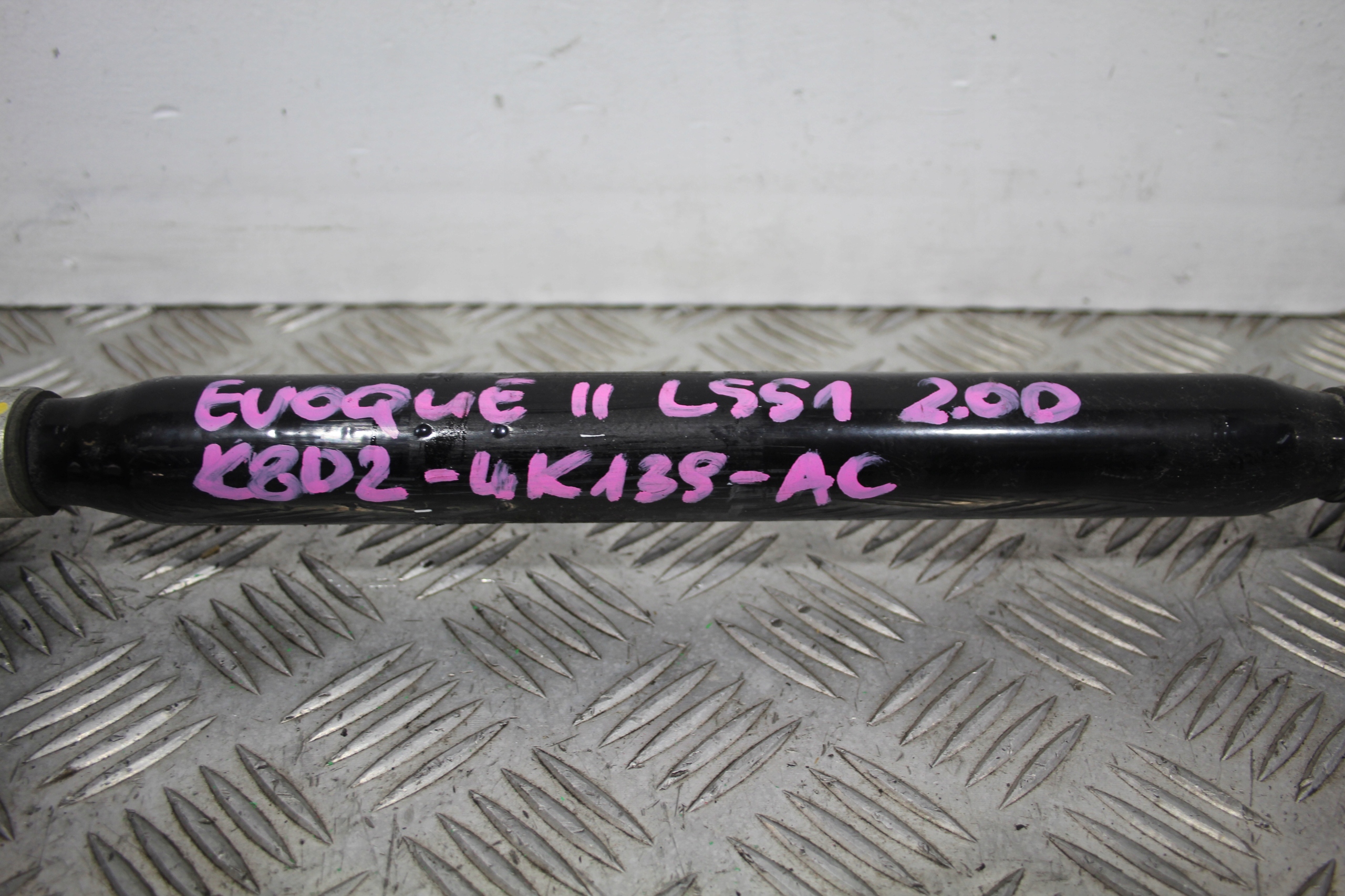 semi-axis left rear part EVOQUE II 2 L551 K8D2-4K139-AC