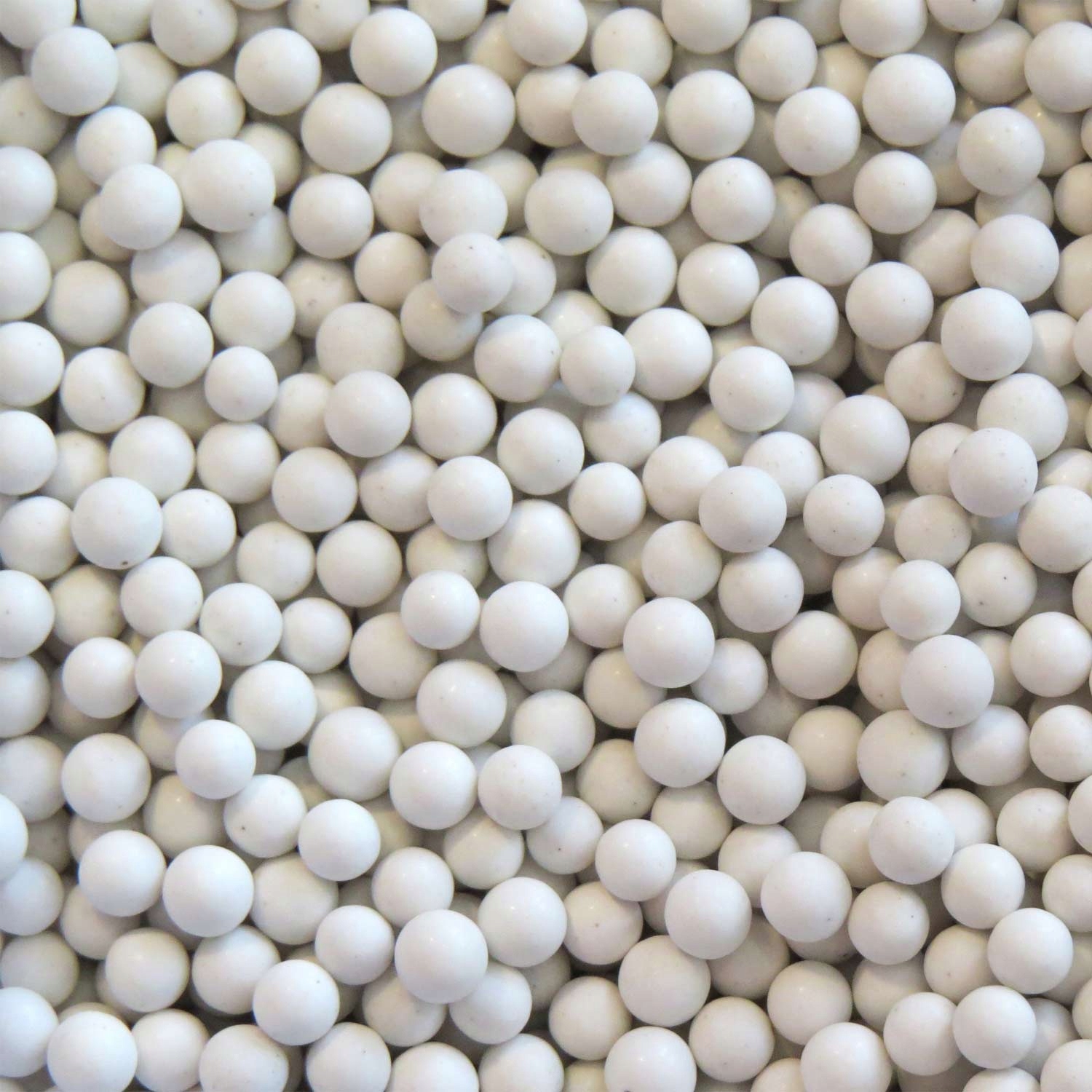 

Kulki porcelanowe (kształtki) B4 P, 4 mm 1 kg