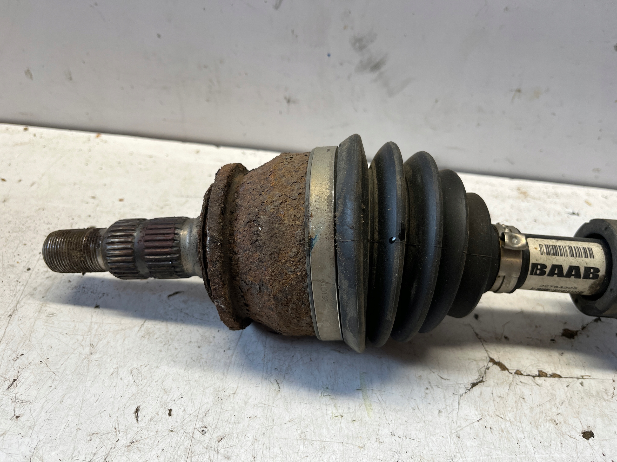 OPEL INSIGNIA A semi-axis left 22764225 BAAB 2.0 CDTI A20DTH AUTOMAT