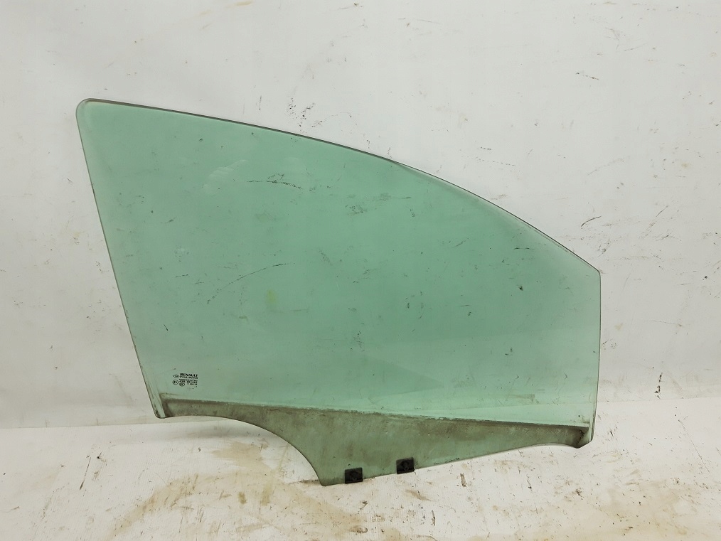 RENAULT CAPTUR і скло правої передньої двері 213R