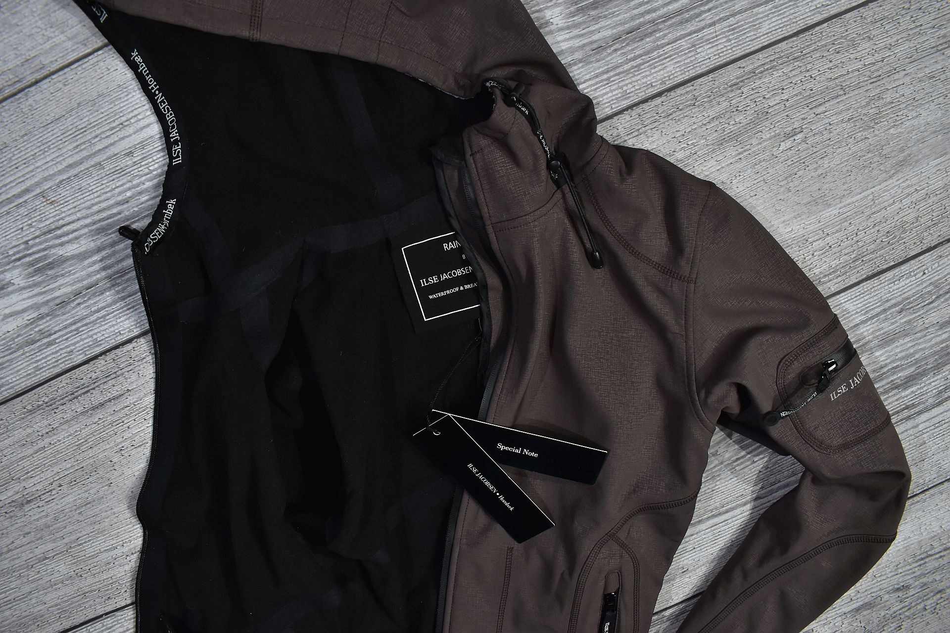 Ilse Jacobsen Raincoat Hornbaek Softshell / 38 EAN (GTIN) 7775349266389
