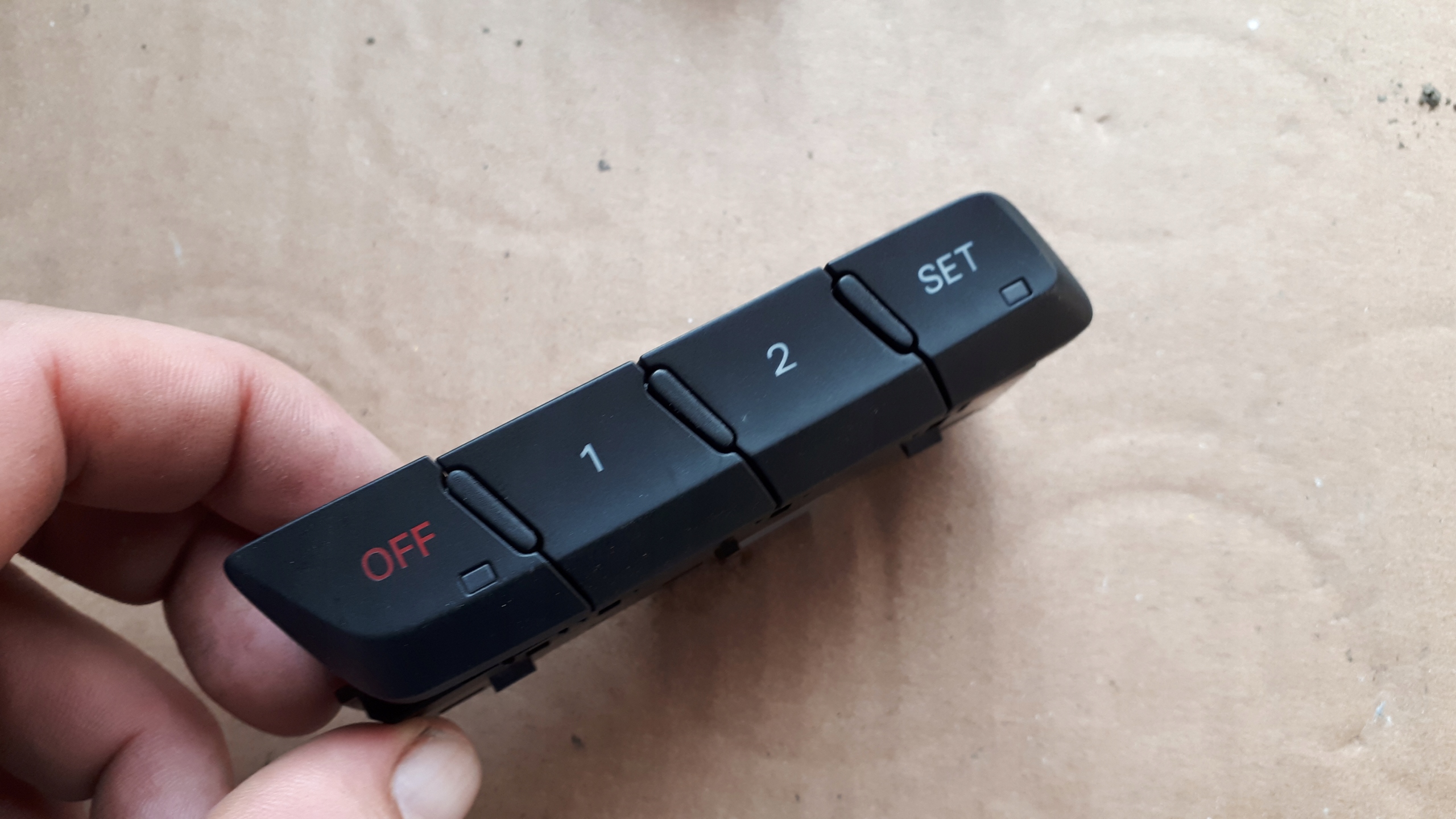 SQ5 8R Q5 button PAMIECI seat 8R0959769A