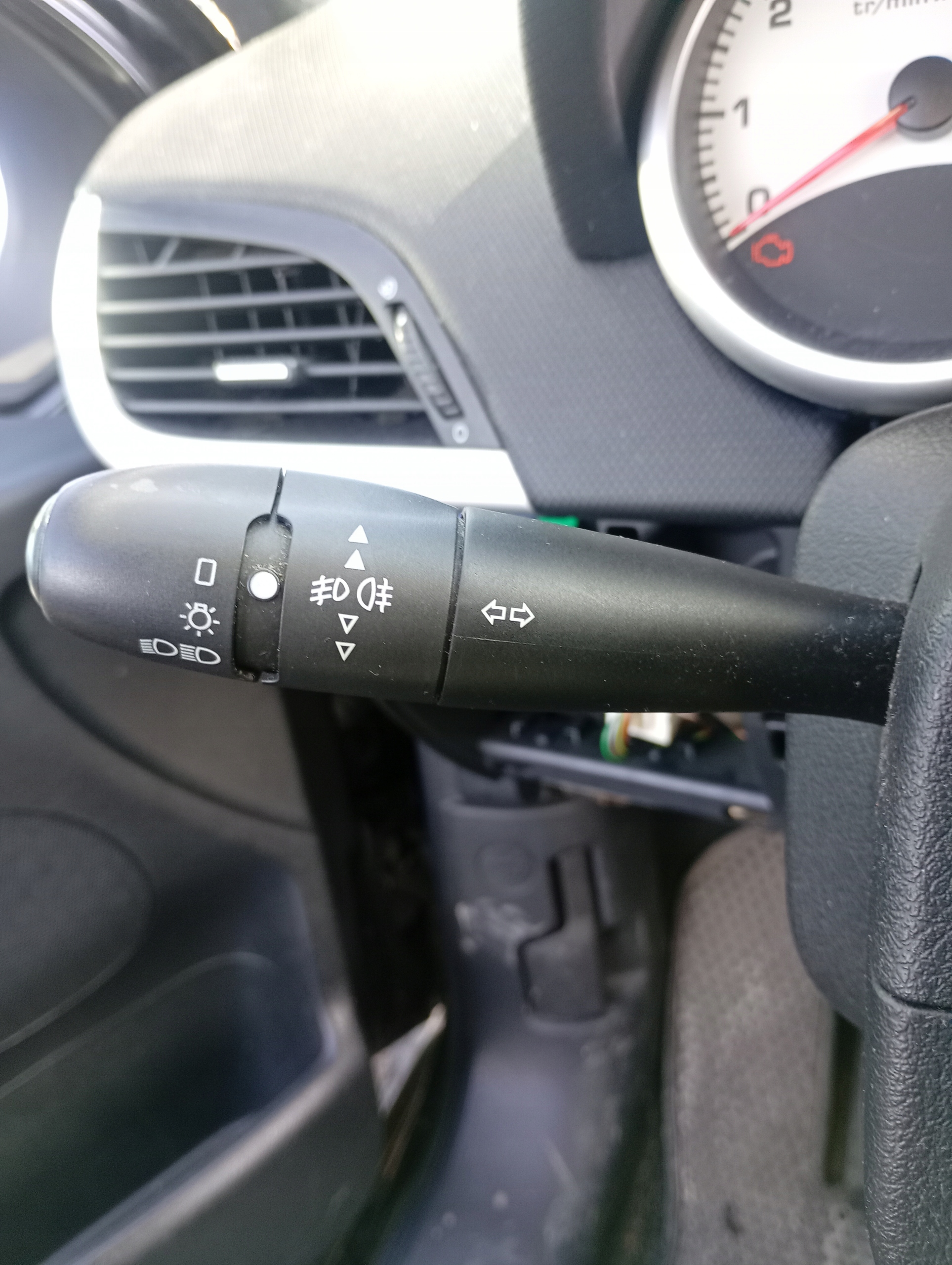 Peugeot 207 07-13 interruttore DEVIO LUCI TERGICRISTALLO TERGI luci 1.4 16V