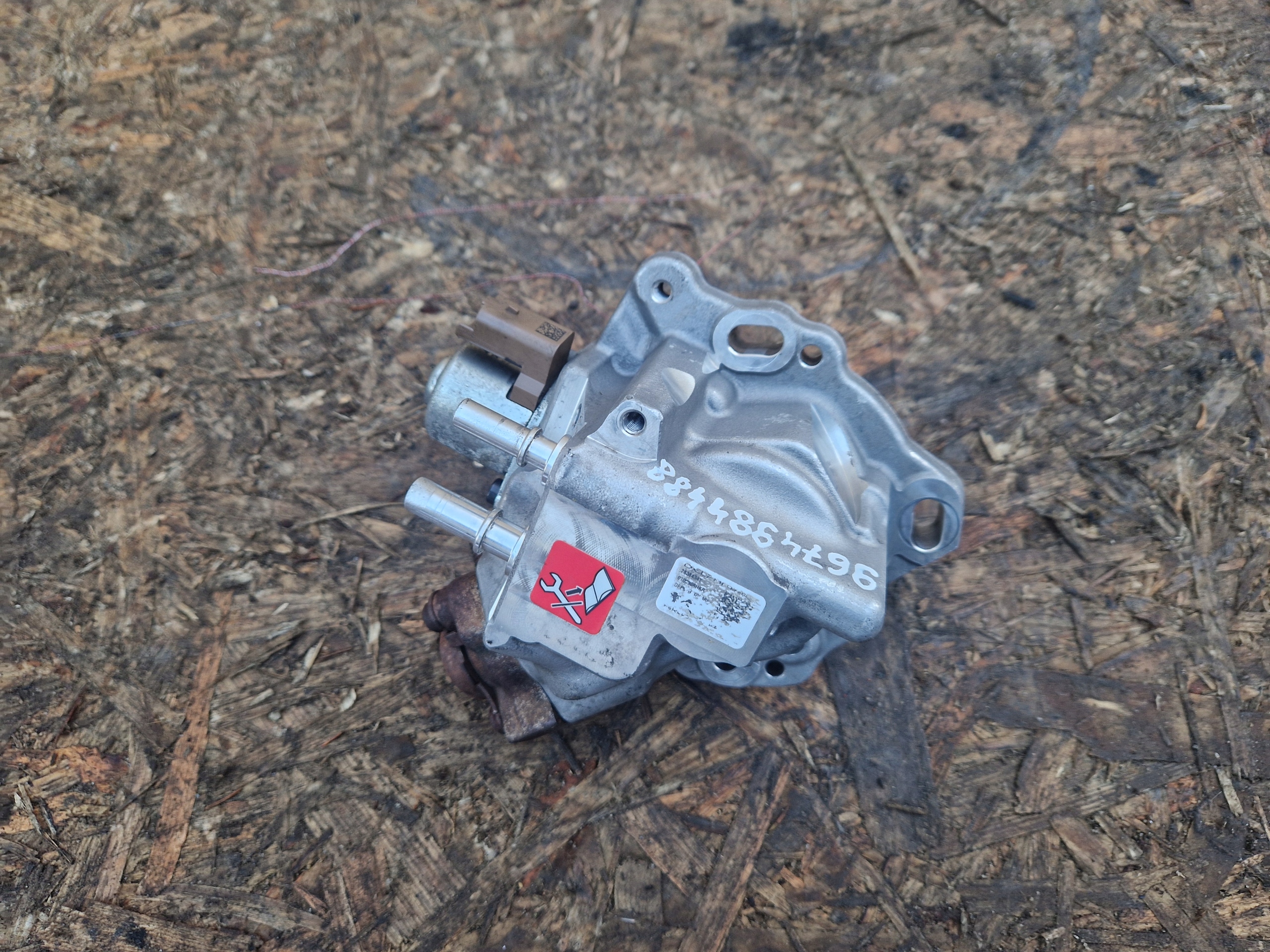 Einspritzpumpe PEUGEOT FORD 2.0 HDI TDCI 9674984488